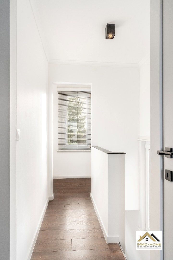 Recent gerenoveerde woning te Lokeren!  foto 13