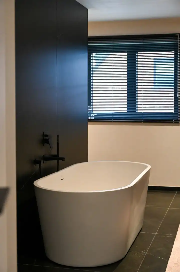 GROTE ALLEENSTAANDE NIEUWBOUWWONING OP 1776M² MET OPRIJLAAN foto 23