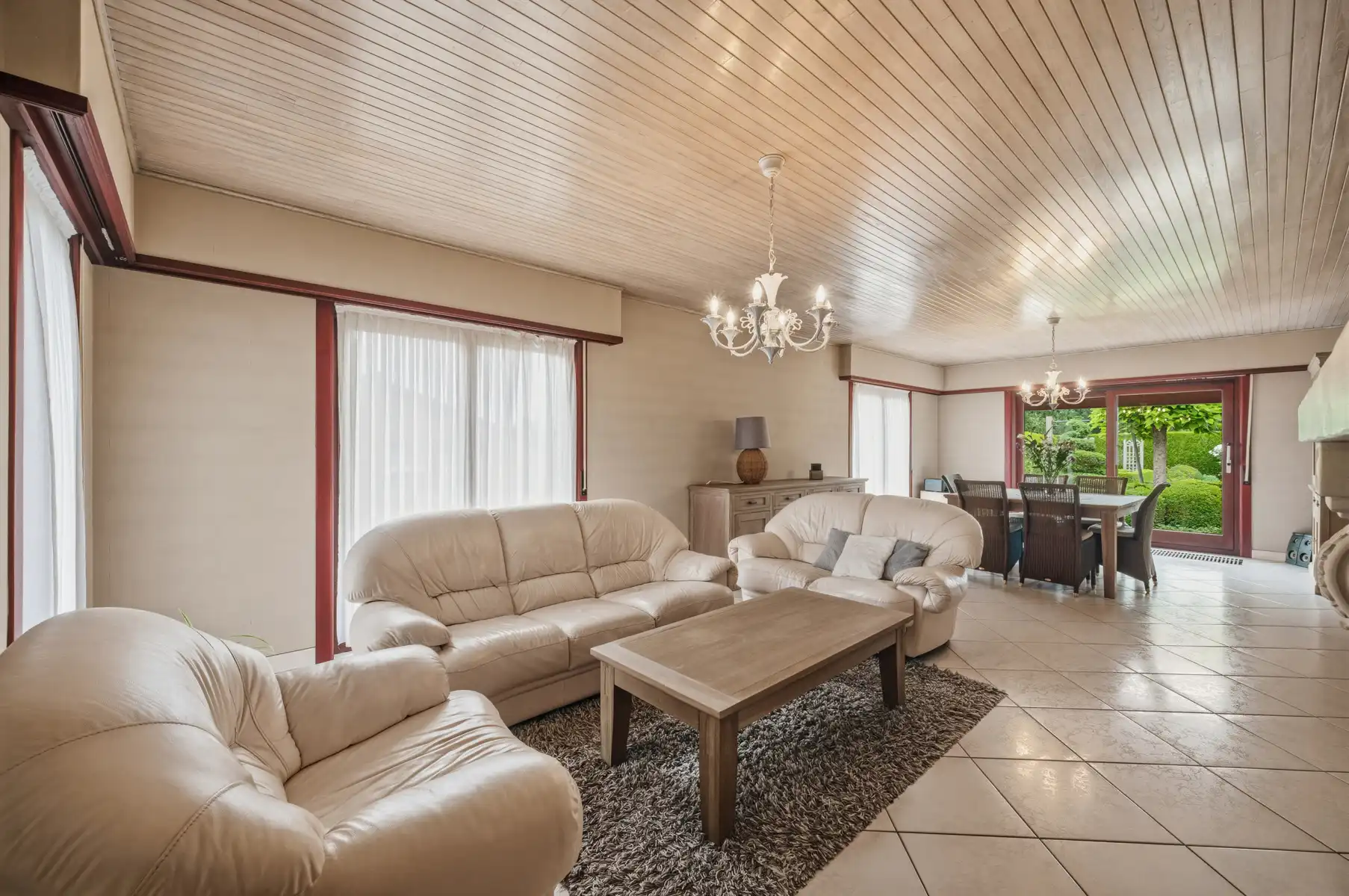 Woning met tuin en achterliggend weiland op ca. 76a  foto 5