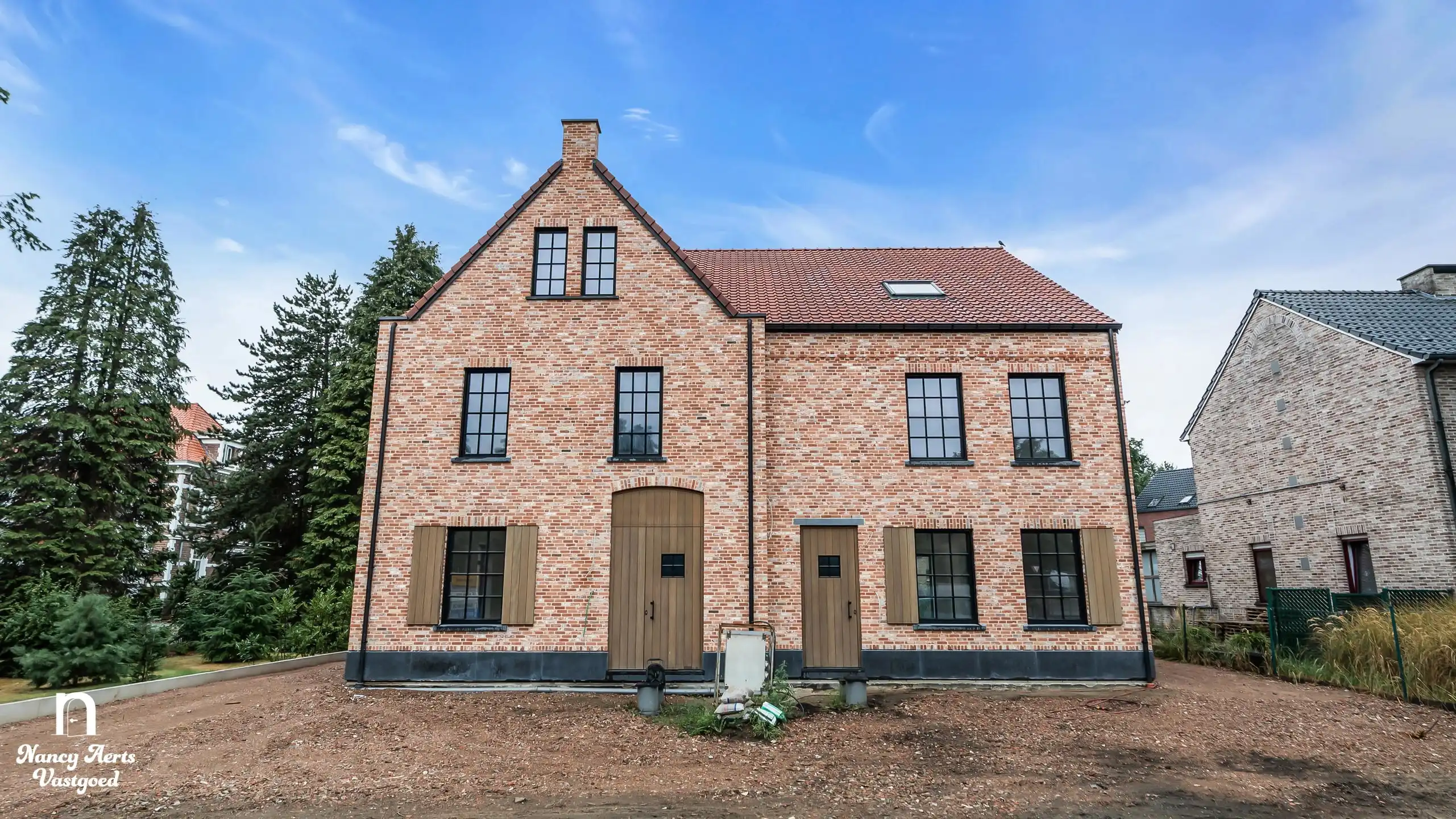 Royale pastorijwoning met 5 slaapkamers en westgerichte tuin foto 2