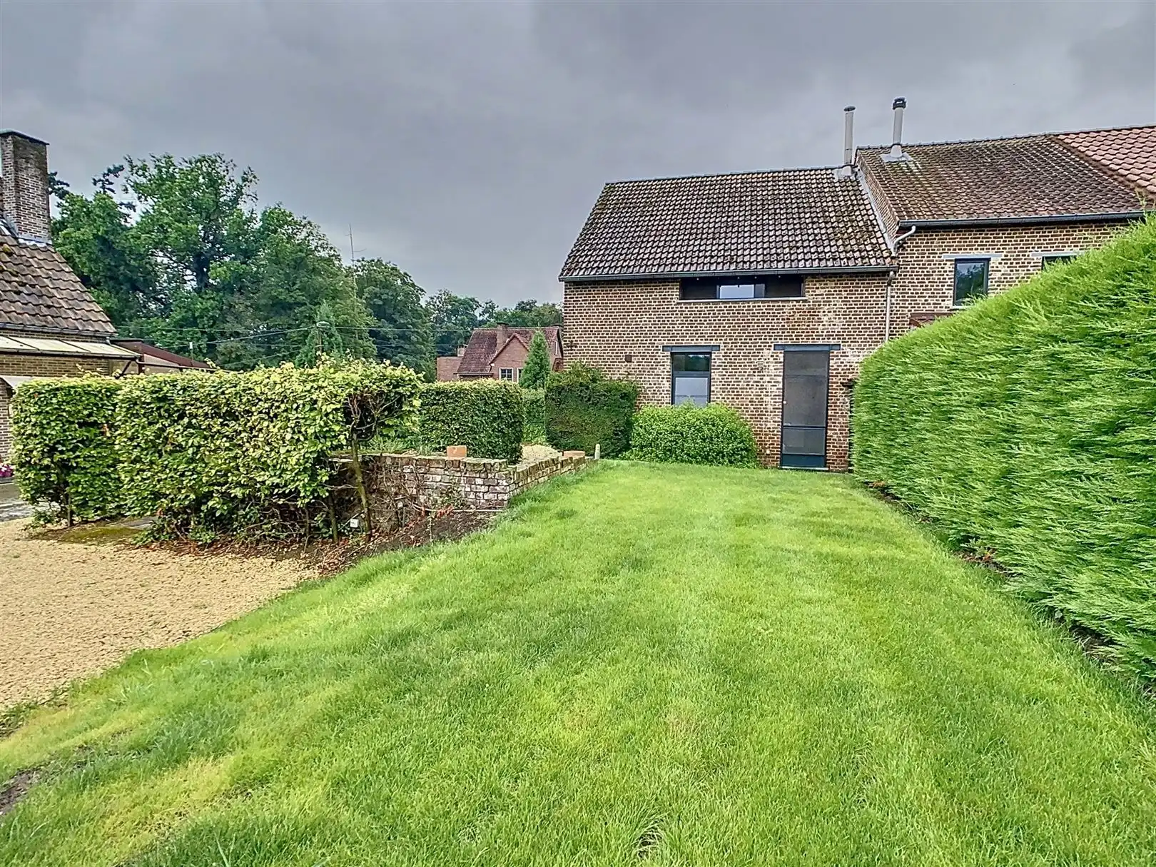 Halfopen bebouwing met tuin, 3 slpks, opp 14a 88ca foto 35