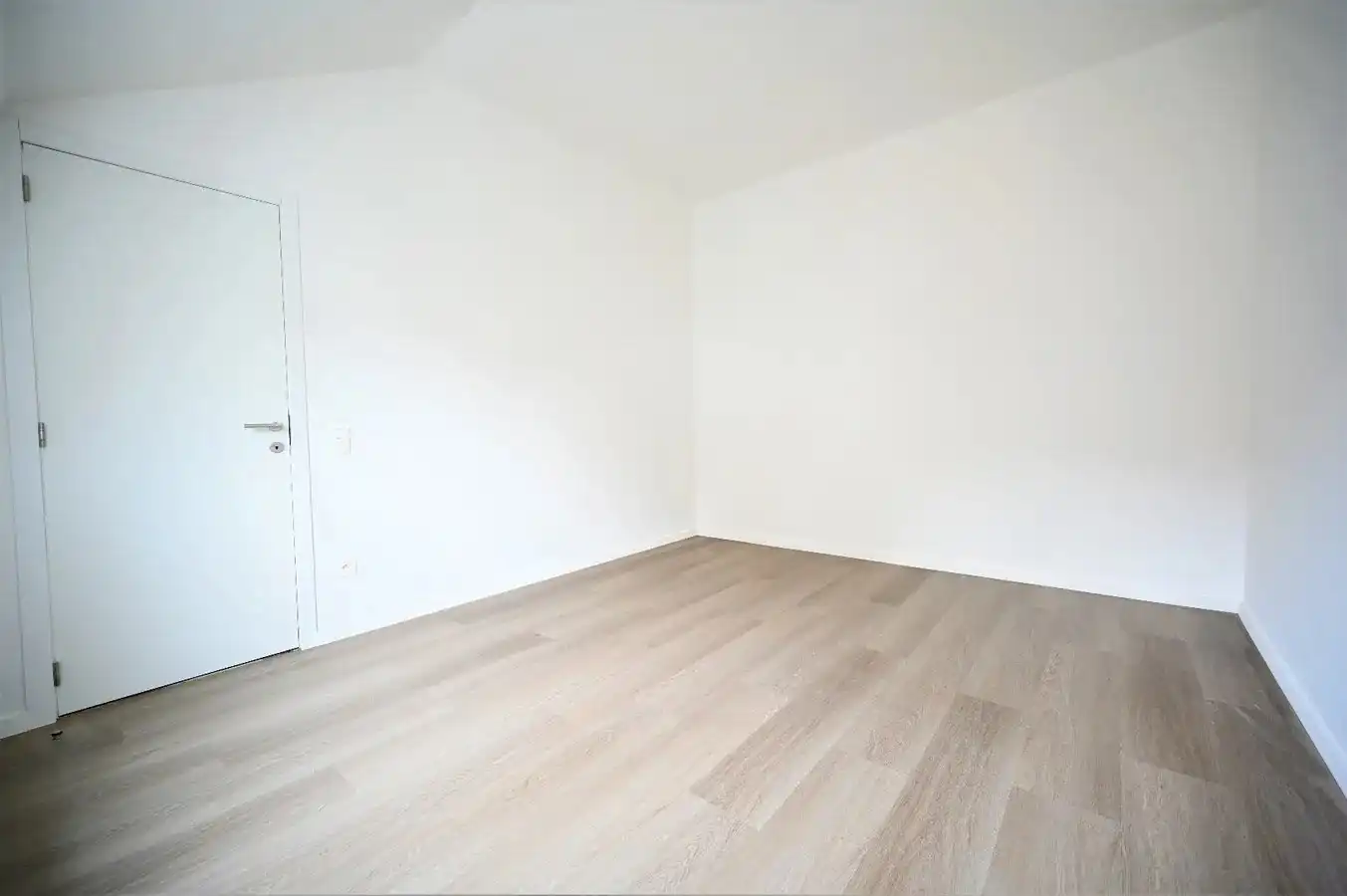 MODERN DAKAPPARTEMENT OP BOOGSCHEUT STRAND EN SHOPPING BLANKENBERGE foto 4