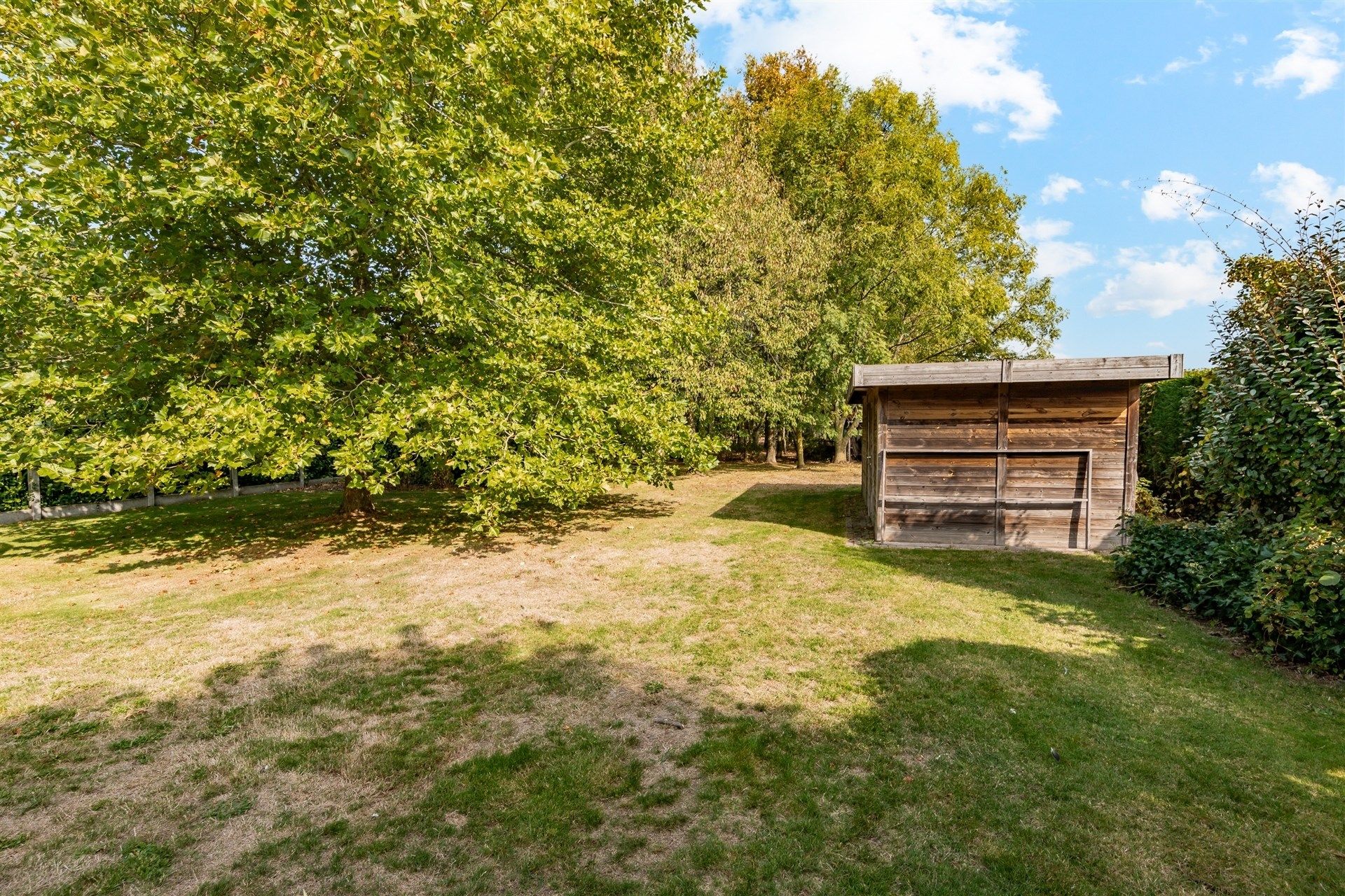 Ruime villa met 4 slks op topligging in Ten-Ede foto 25