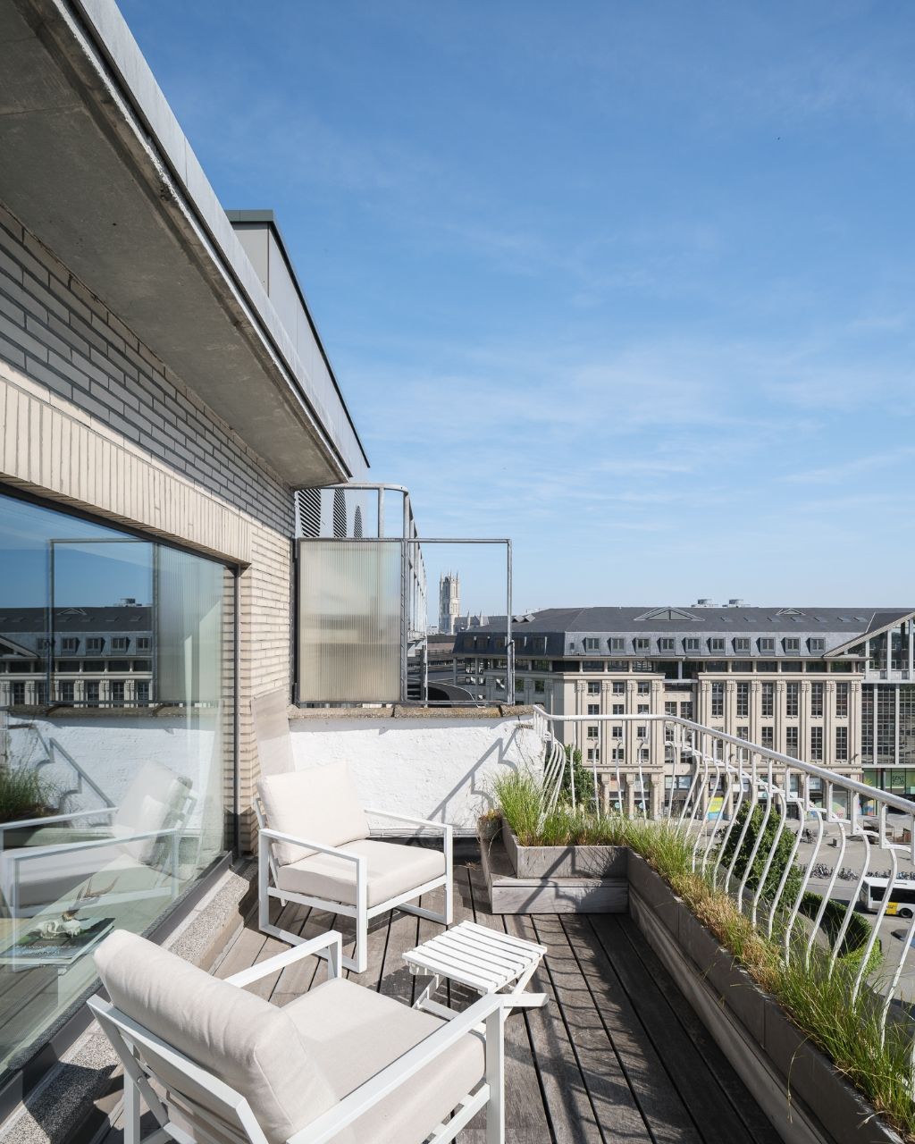Luxueus penthouse appartement met o.m. twee slaapkamers en een ruim dakterras foto 17