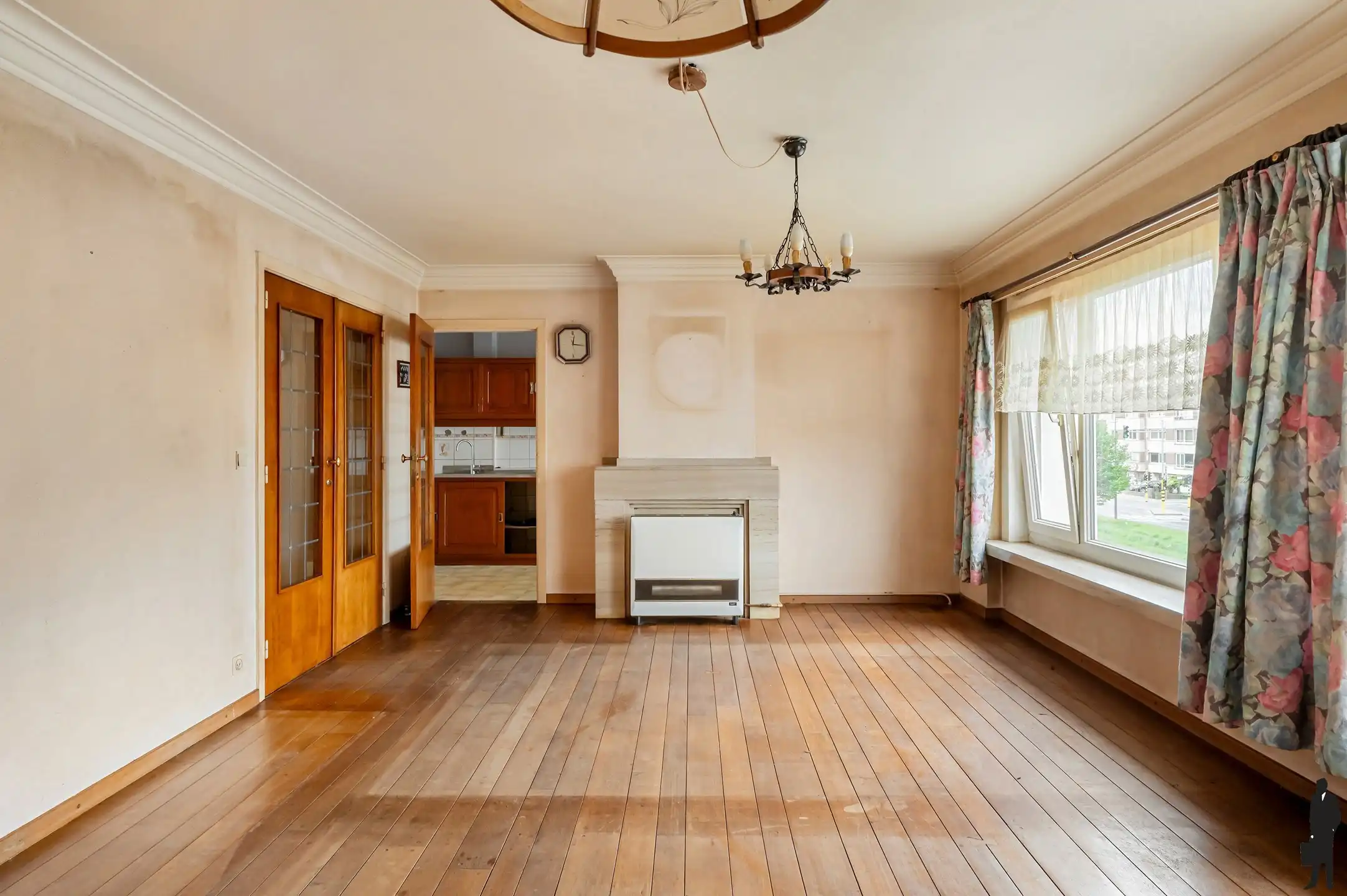 Ruim drie slaapkamer appartement te koop foto 4