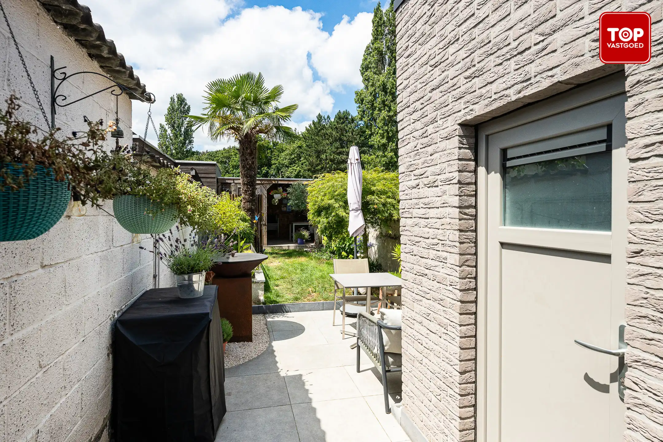 Instapklare woning met mooi aangelegde tuin.  foto 10