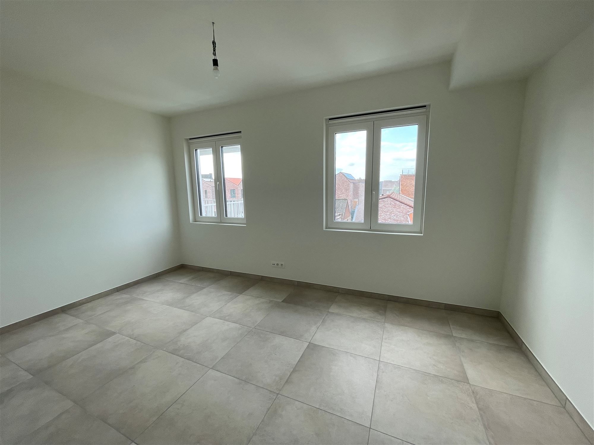 Nieuwbouw appartement met groot terras foto 7