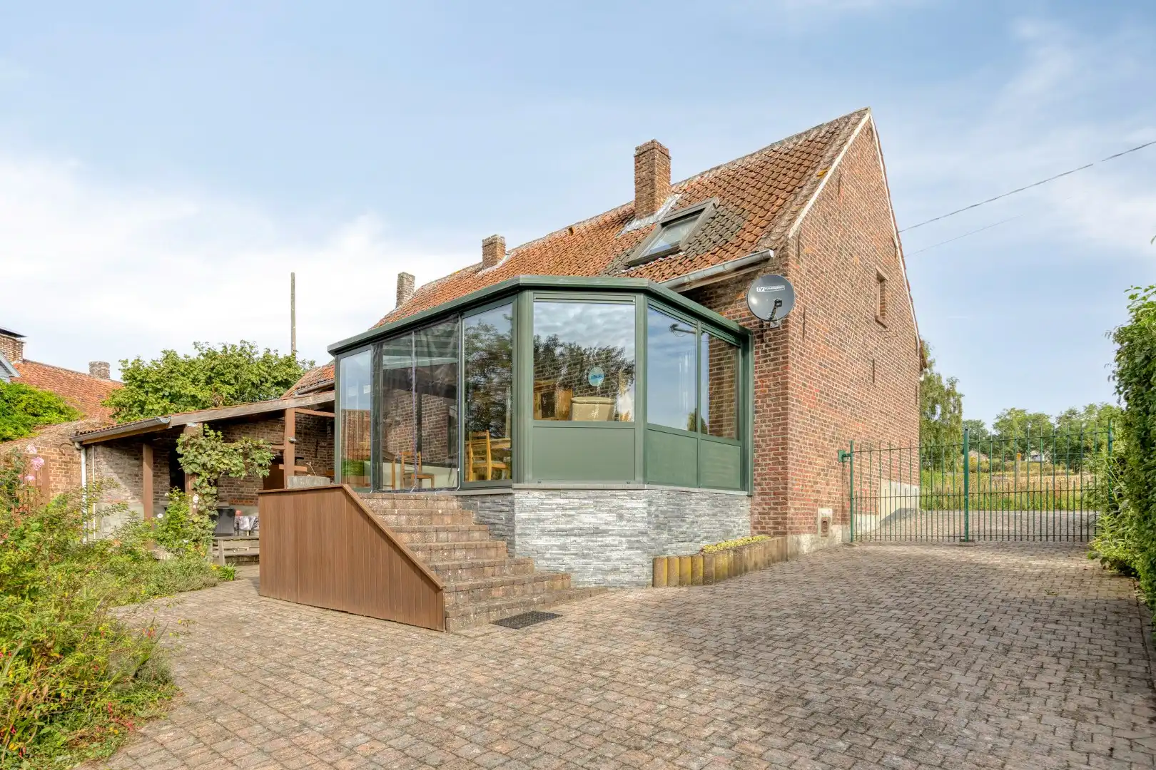 Instapklare fermette met grote tuin op een perceel van 934 m² foto 2