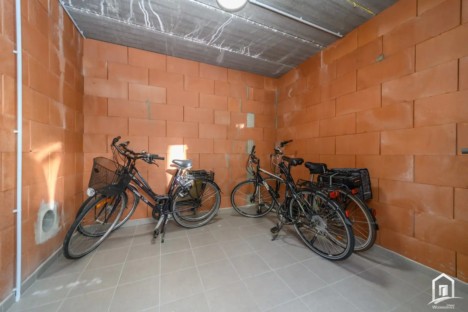 Uiterst ruim en lichtrijk duplex-appartement te Aalst foto 21