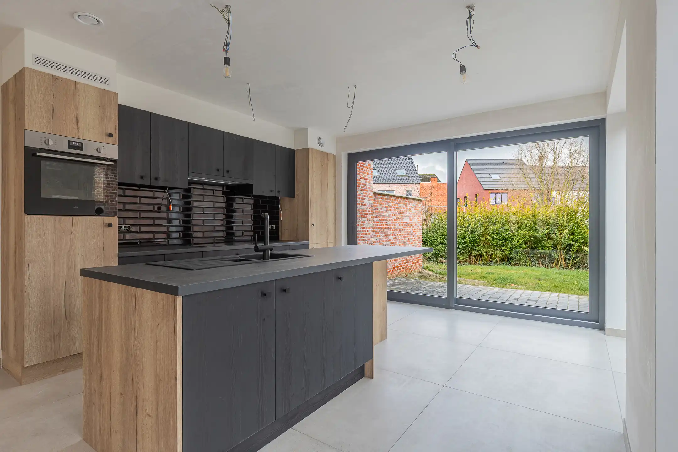 LEDE - Leuke pastorijwoning in centrum - 6% BTW mogelijk! foto 6