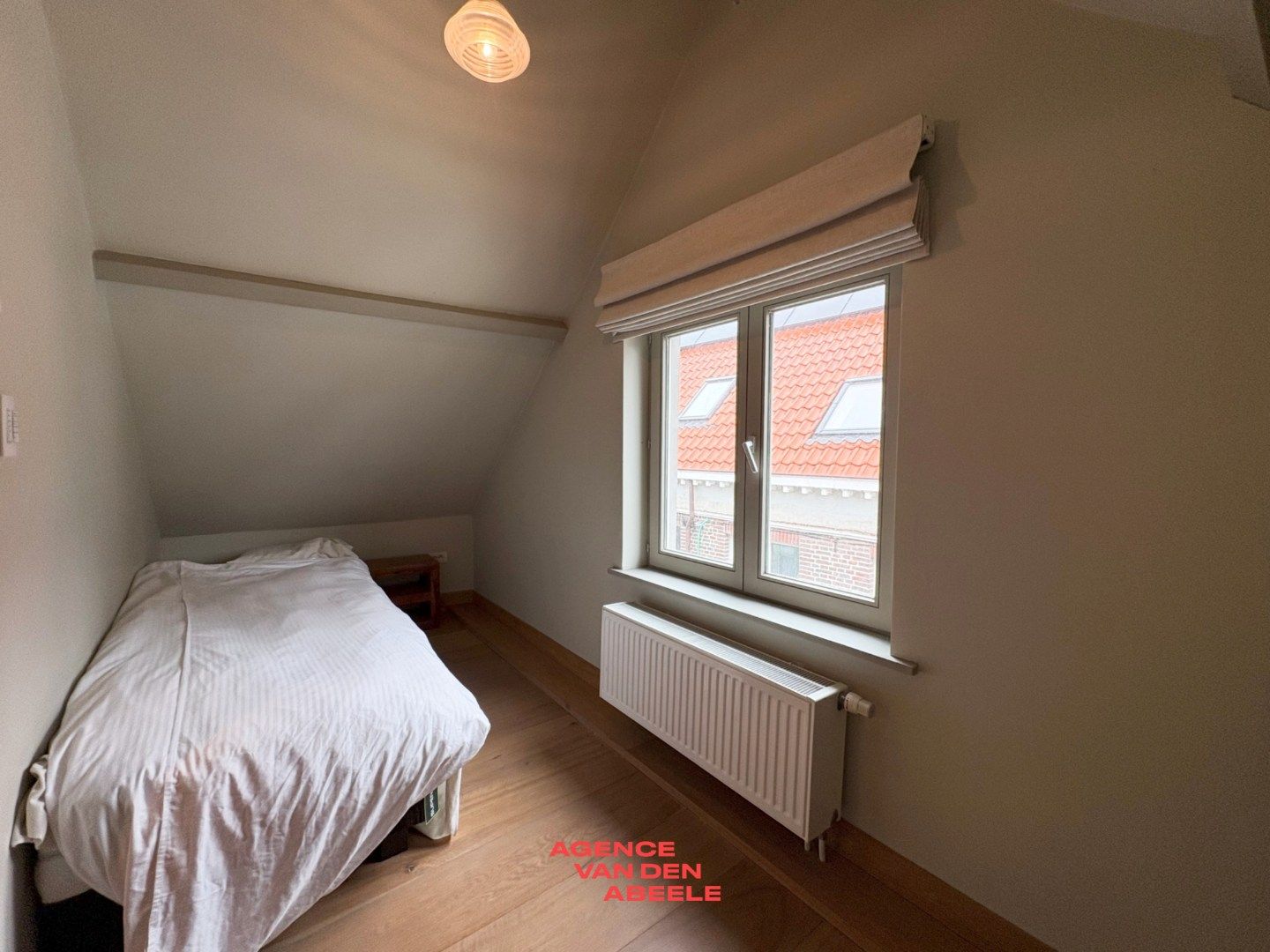 High class woning met stadskoer foto 26