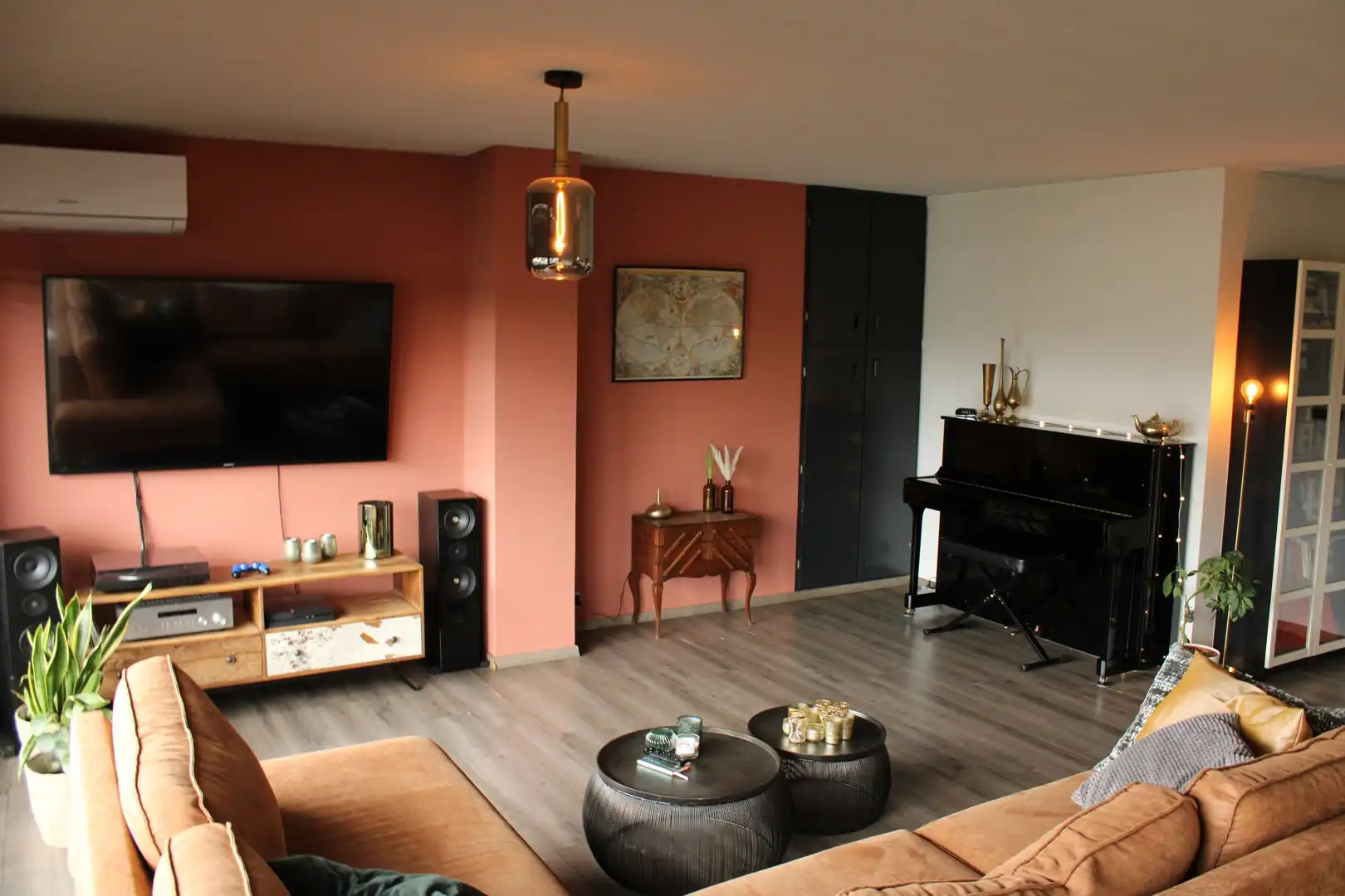 🌟 Te koop: ruim & volledig gerenoveerd appartement met 3 slaapkamers in Helchteren (121 m²) foto 2