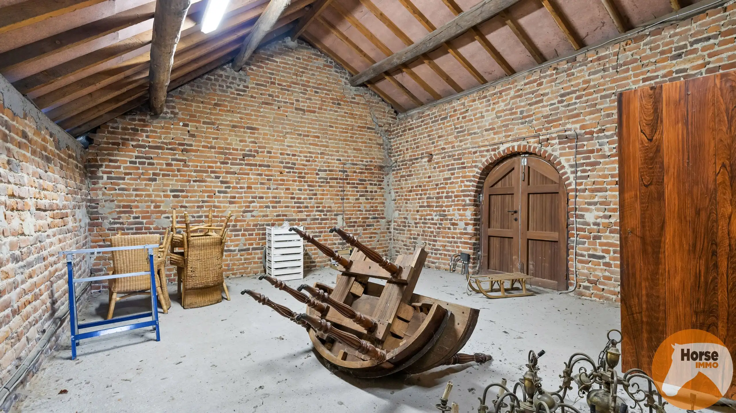 GOOIK - Luxueus afgewerkte hoeve met bijgebouw en weide foto 22