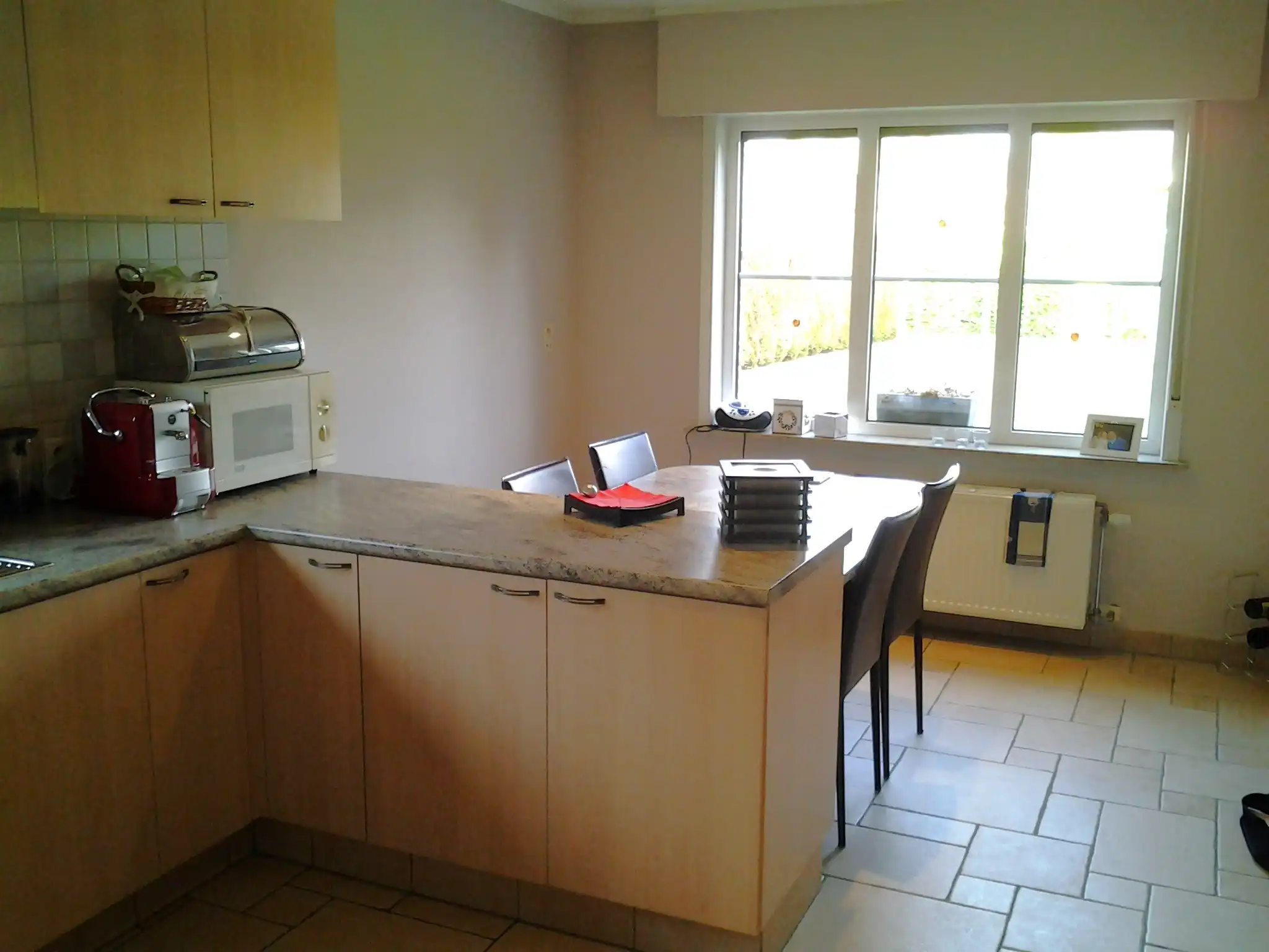 PRACHTIG GELEGEN ALLEENSTAANDE VILLA foto 8