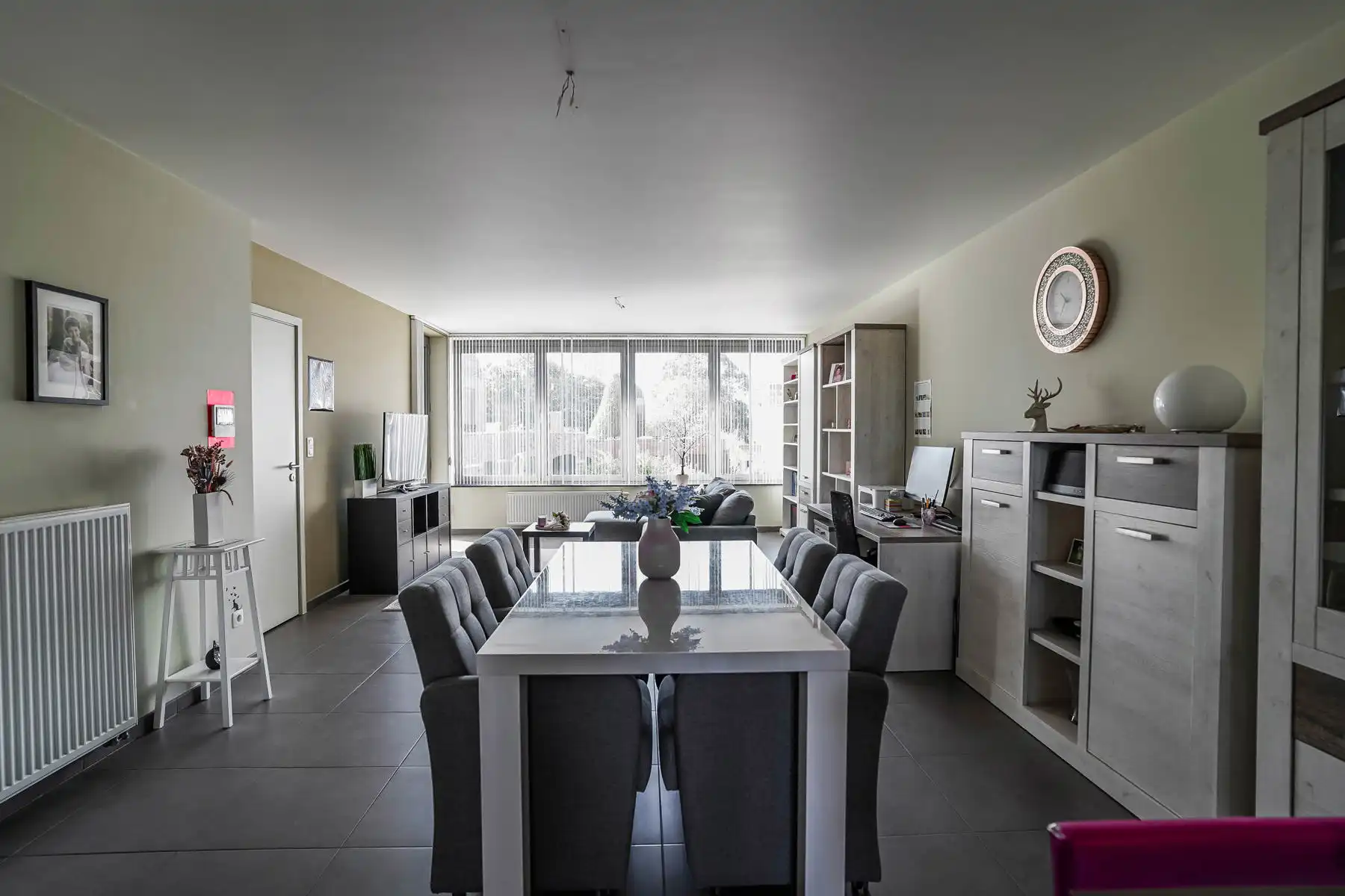 Knap duplex appartement met terras en garage te Malderen foto 5