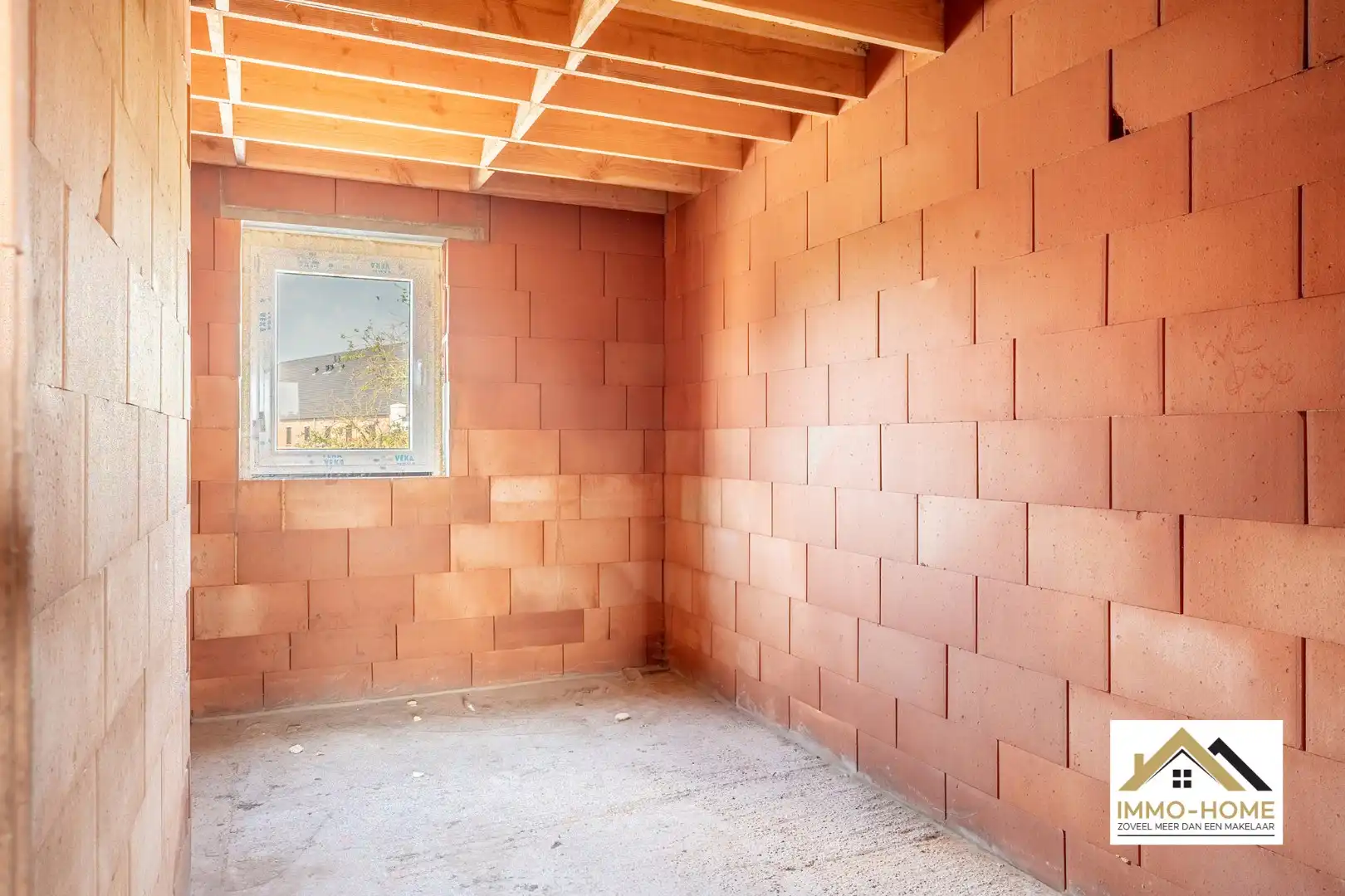 HOB casco woning met héél veel potentieel foto 19