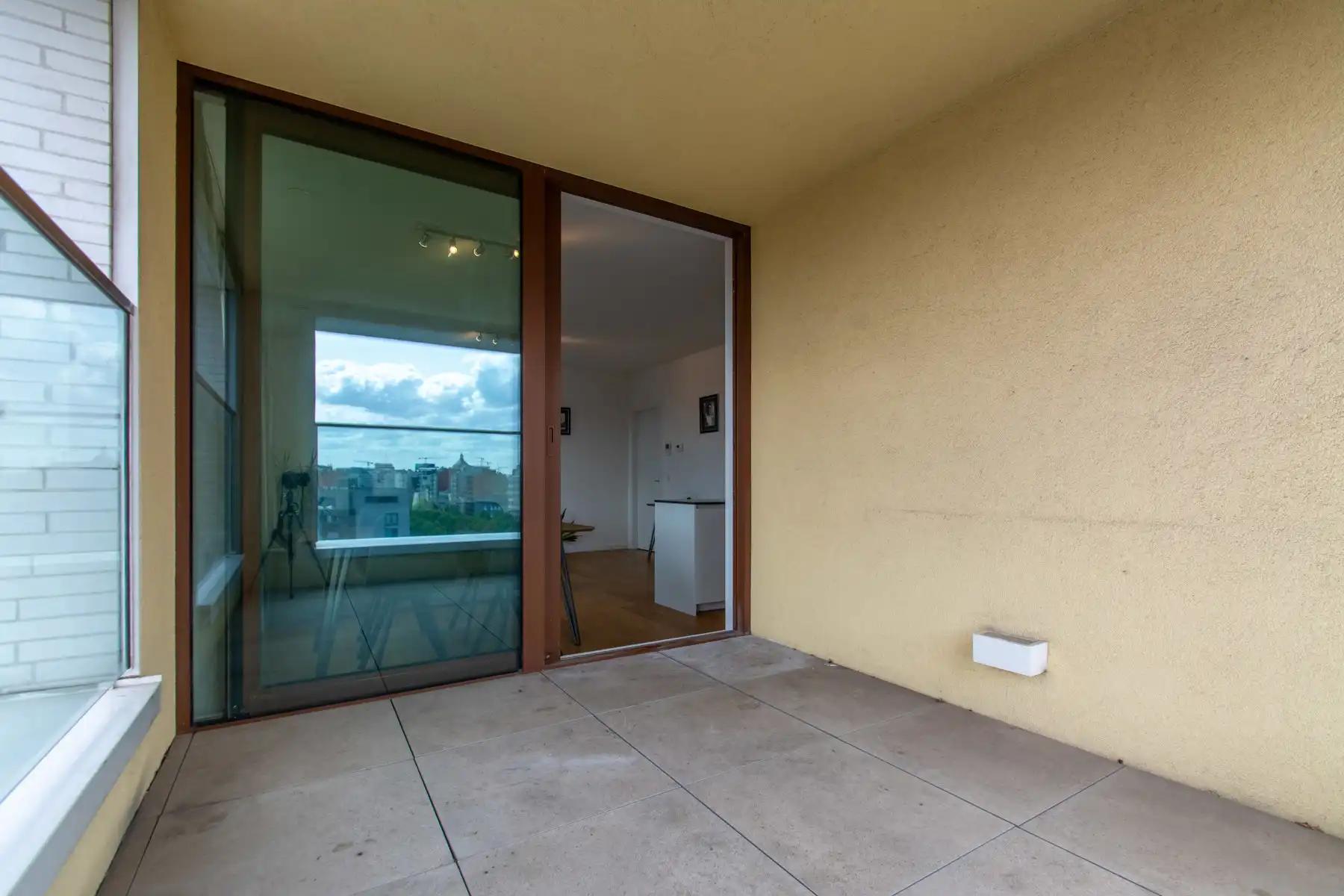 Prachtig gemeubeld 2-kamer appartement met TERRAS foto 8