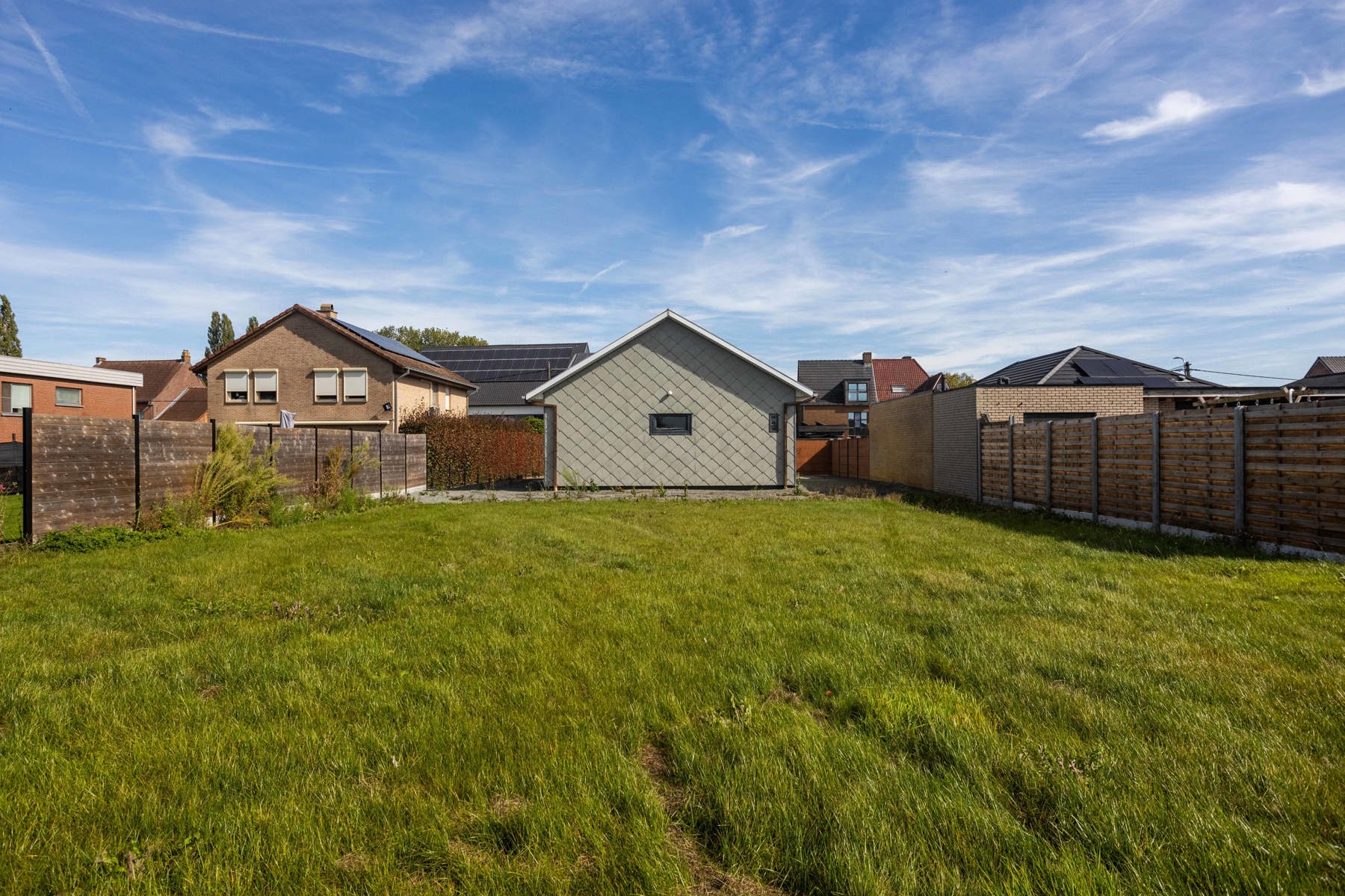 Prachtig gelegen bouwgrond met vergunde plannen. foto 8