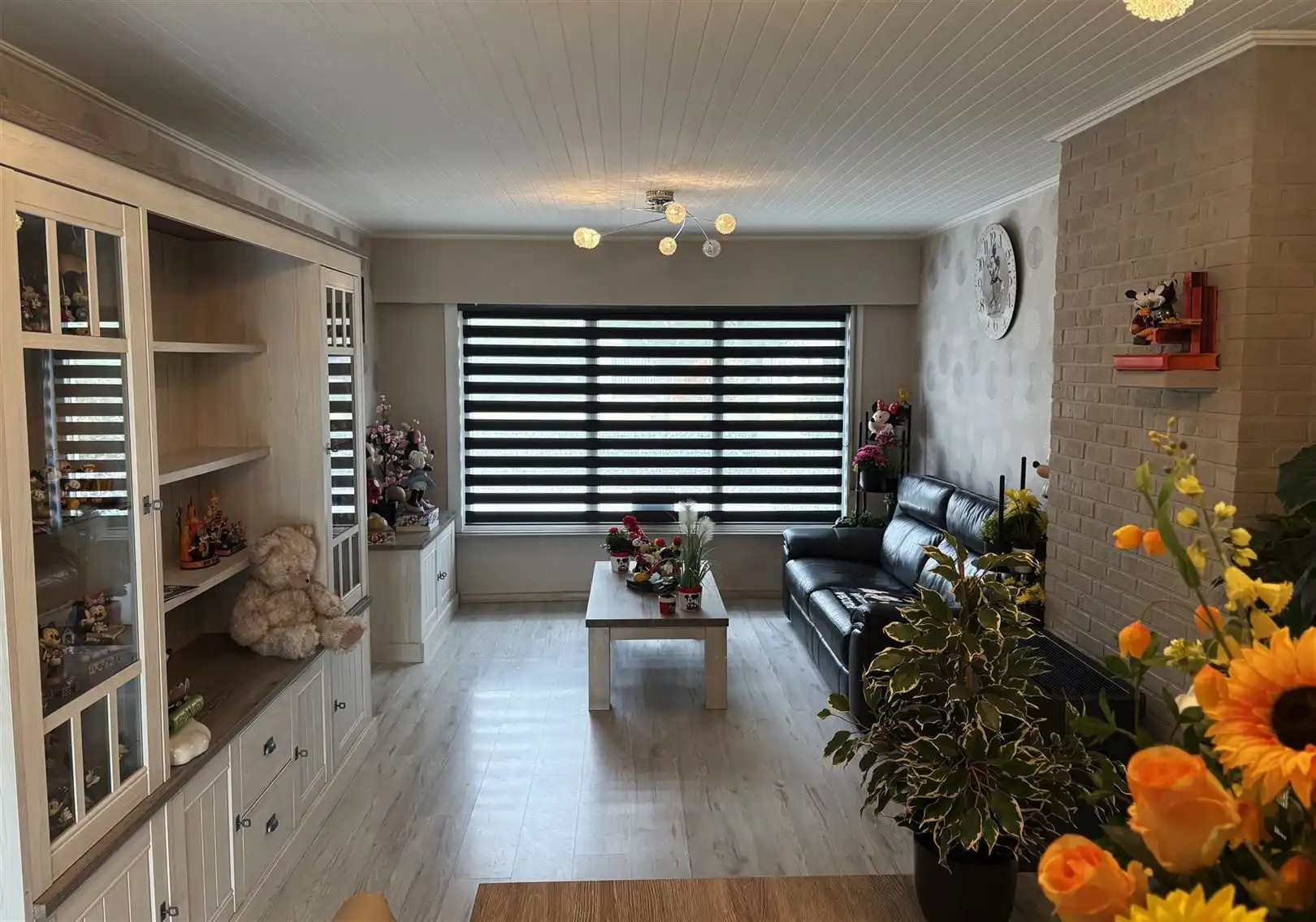 Halfopen woning met veranda, 3 slaapkamers en garage foto 8