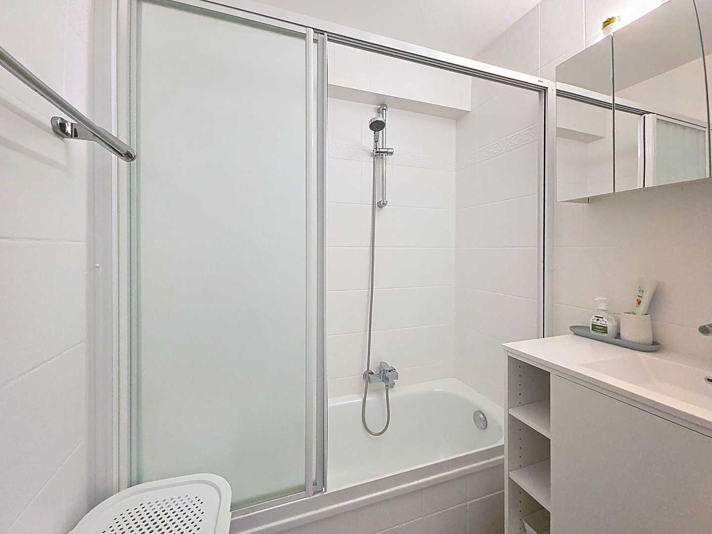 Instapklaar appartement type doorloper met 2 terrassen te Nieuwpoort-Bad. foto 8