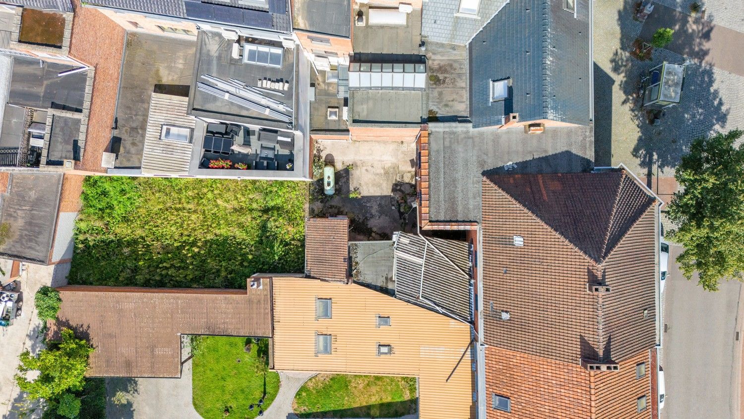 Karaktervol handelshuis met binnentuin in centrum Diepenbeek foto 21