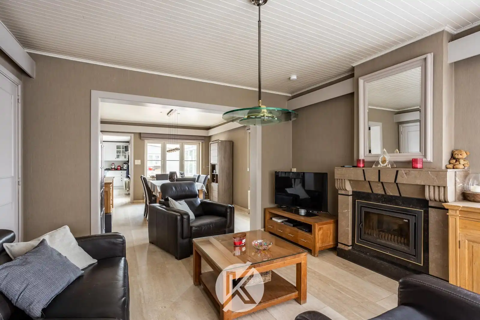 Charmante halfopen woning met ruime loods van 130 m² foto 9