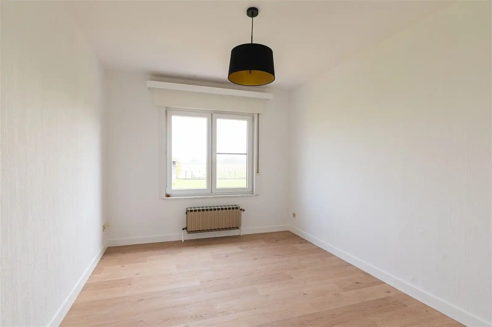 Landelijk gelegen 4-gevel villa - volledig vernieuwd foto 23