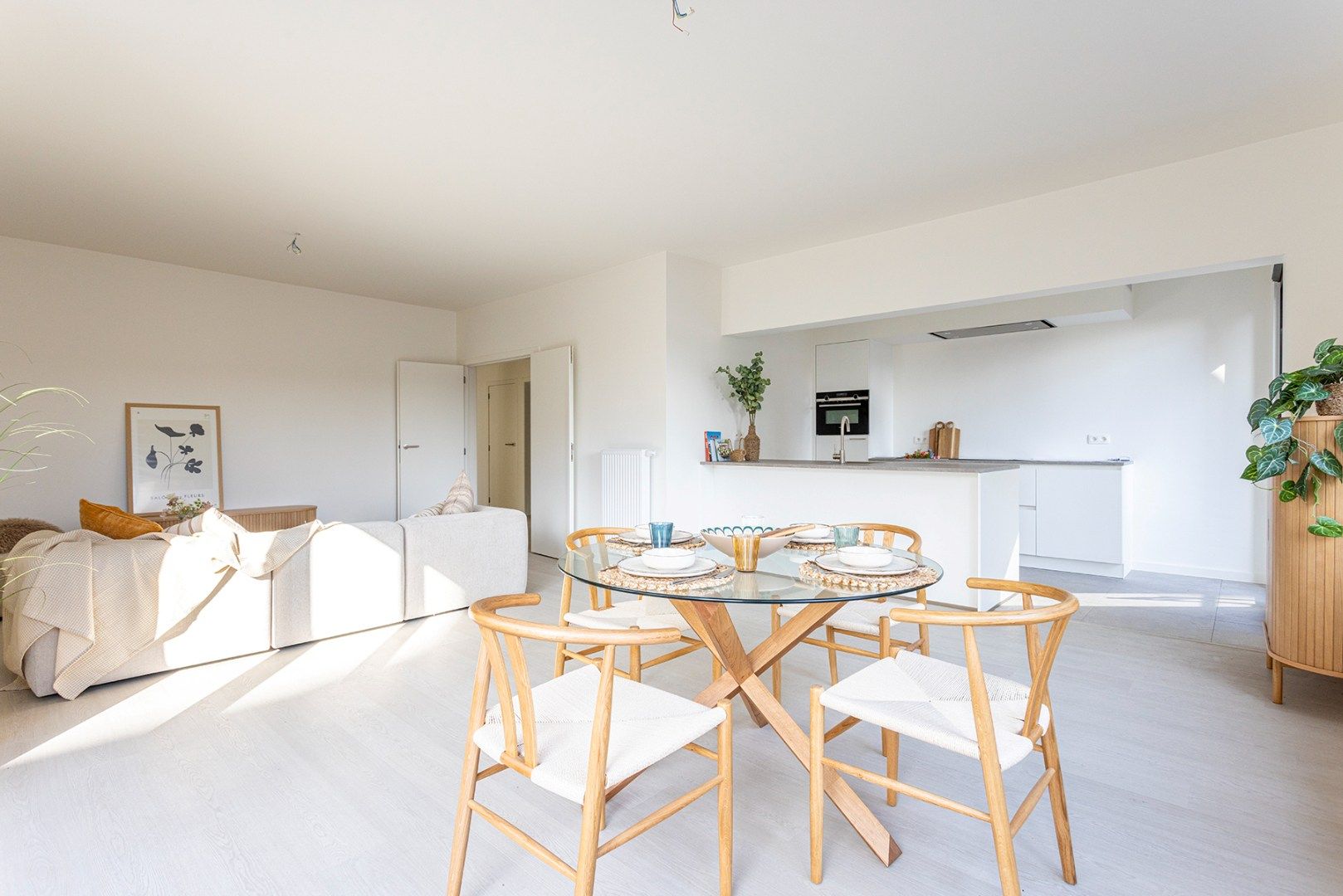 Vernieuwbouw appartement (1v) met 3 slaapkamers en twee terrassen!  foto 6