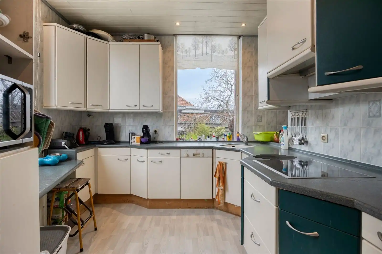 Te renoveren karakterwoning op strategische ligging in Mortsel foto 28