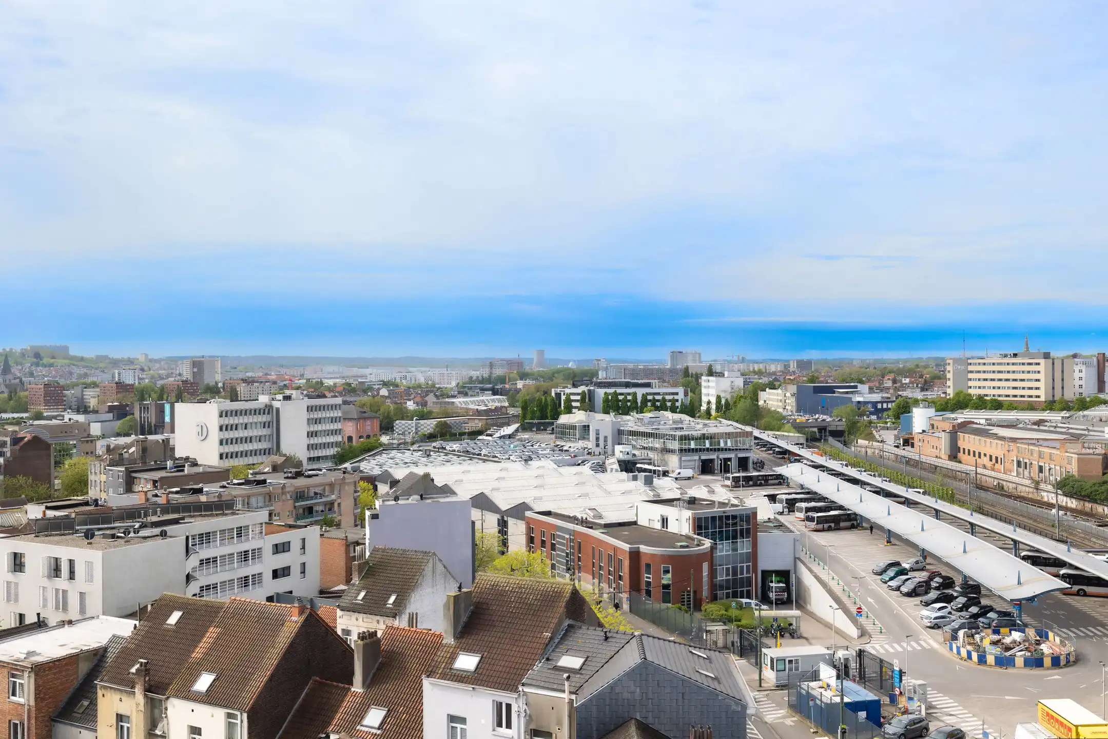 Perfect om te wonen of te investeren! foto 9