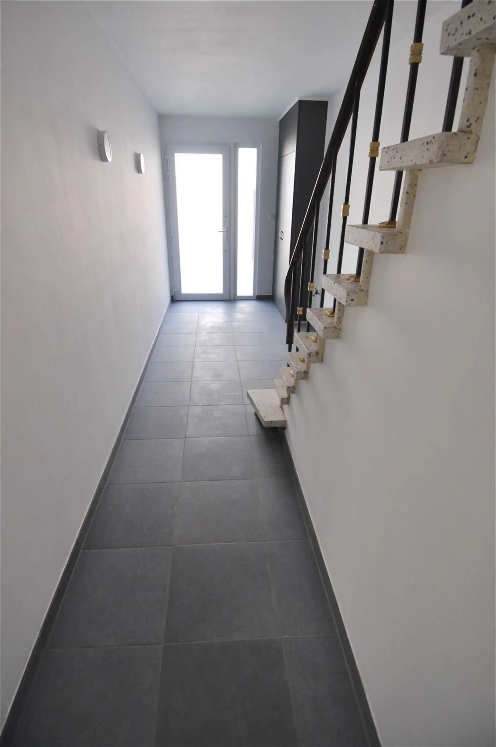 Appartement op de 1ste verdieping met 2 slaapkamers foto 4