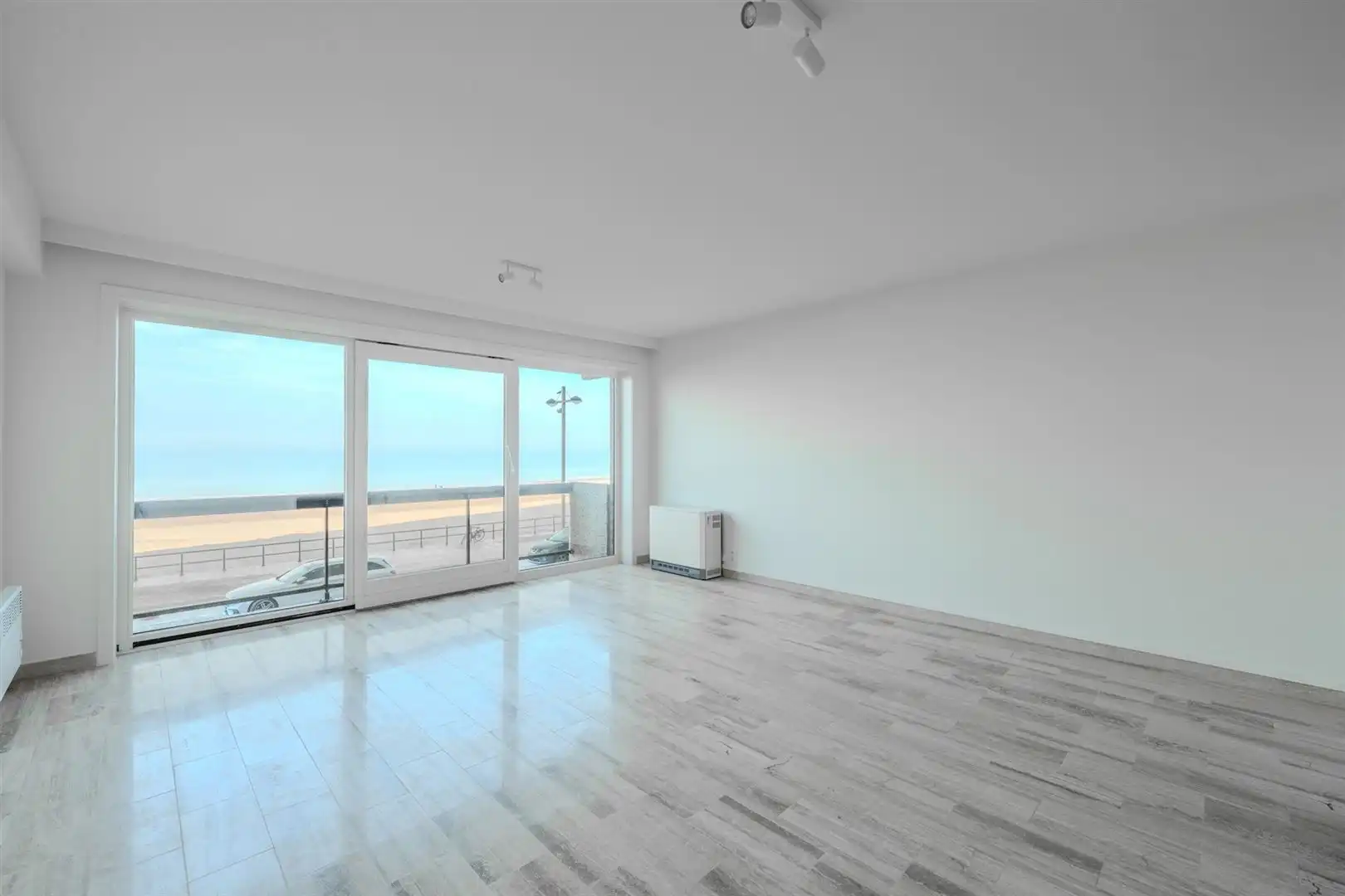 uitzonderlijk doorloop appartement met zee- en duinzicht foto 2