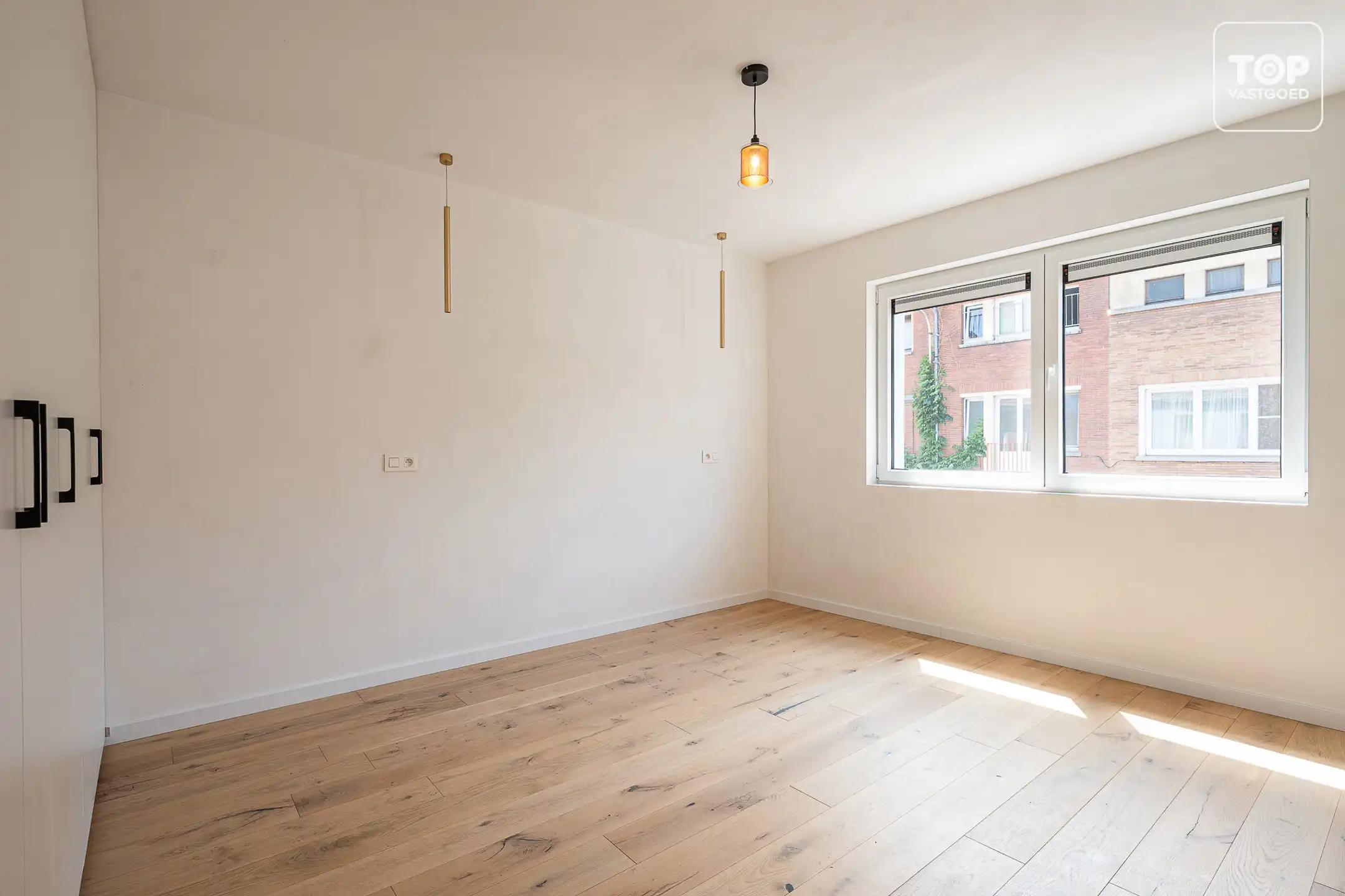 Totaal gerenoveerde woning (EPC A+) met 3 slaapkamers en tuin.  foto 17
