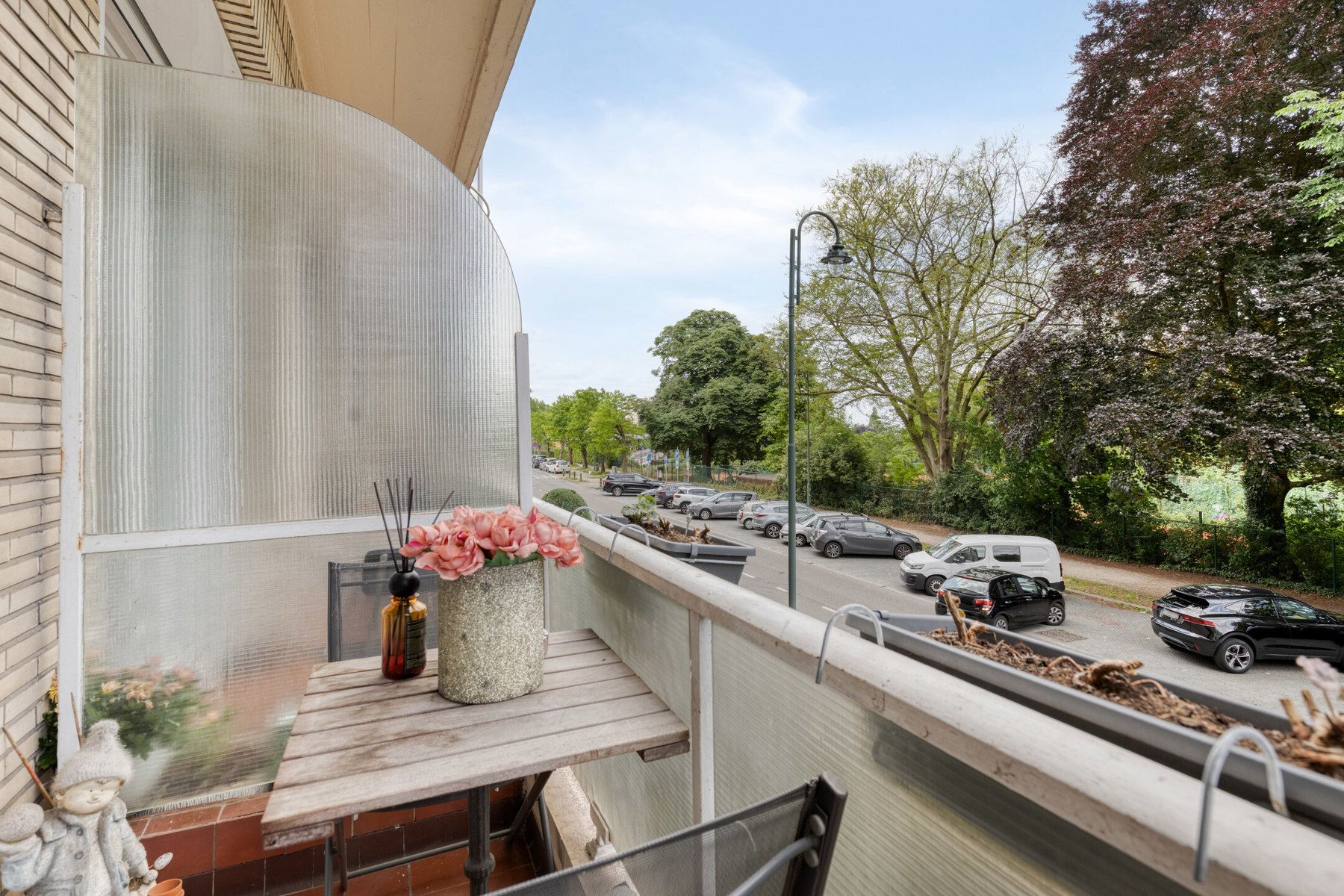 Appartement met 2 slaapkamers en terras rechtover Dudenpark foto 6