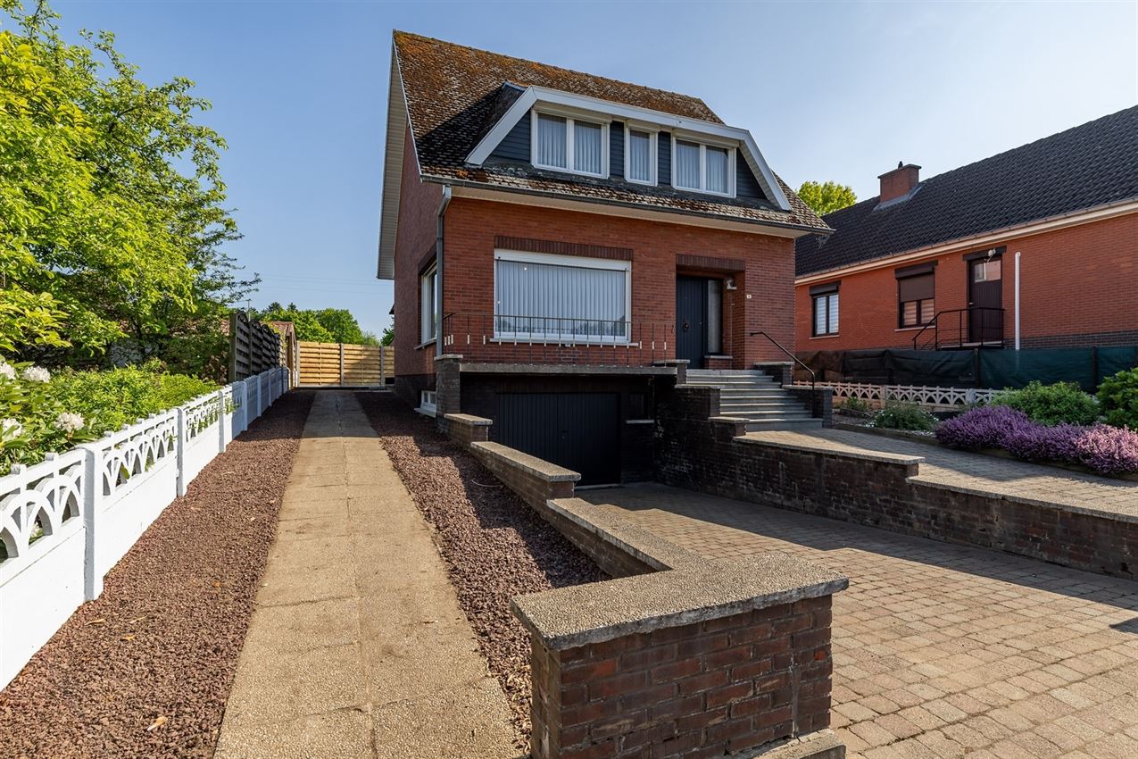Charmante woning met 3slk. op rustige ligging foto 35