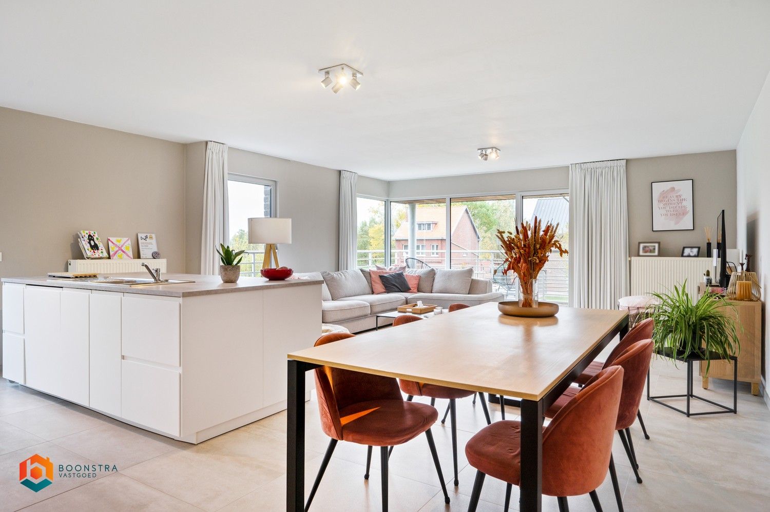 Gerenoveerd appartement met 2 slpkrs en gunstig EPC te Putte foto 2