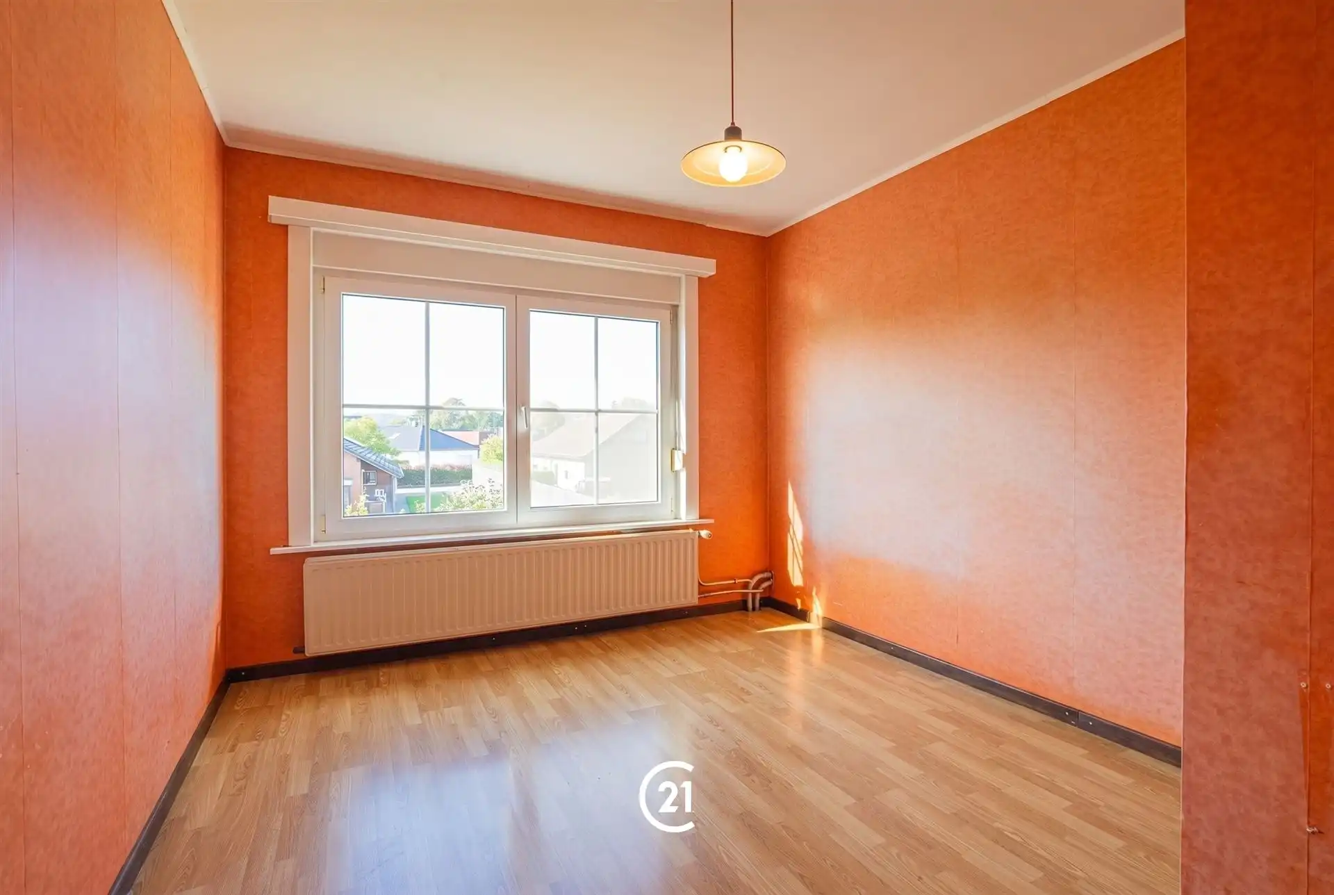 Ruime, op te frissen gezinswoning foto 7