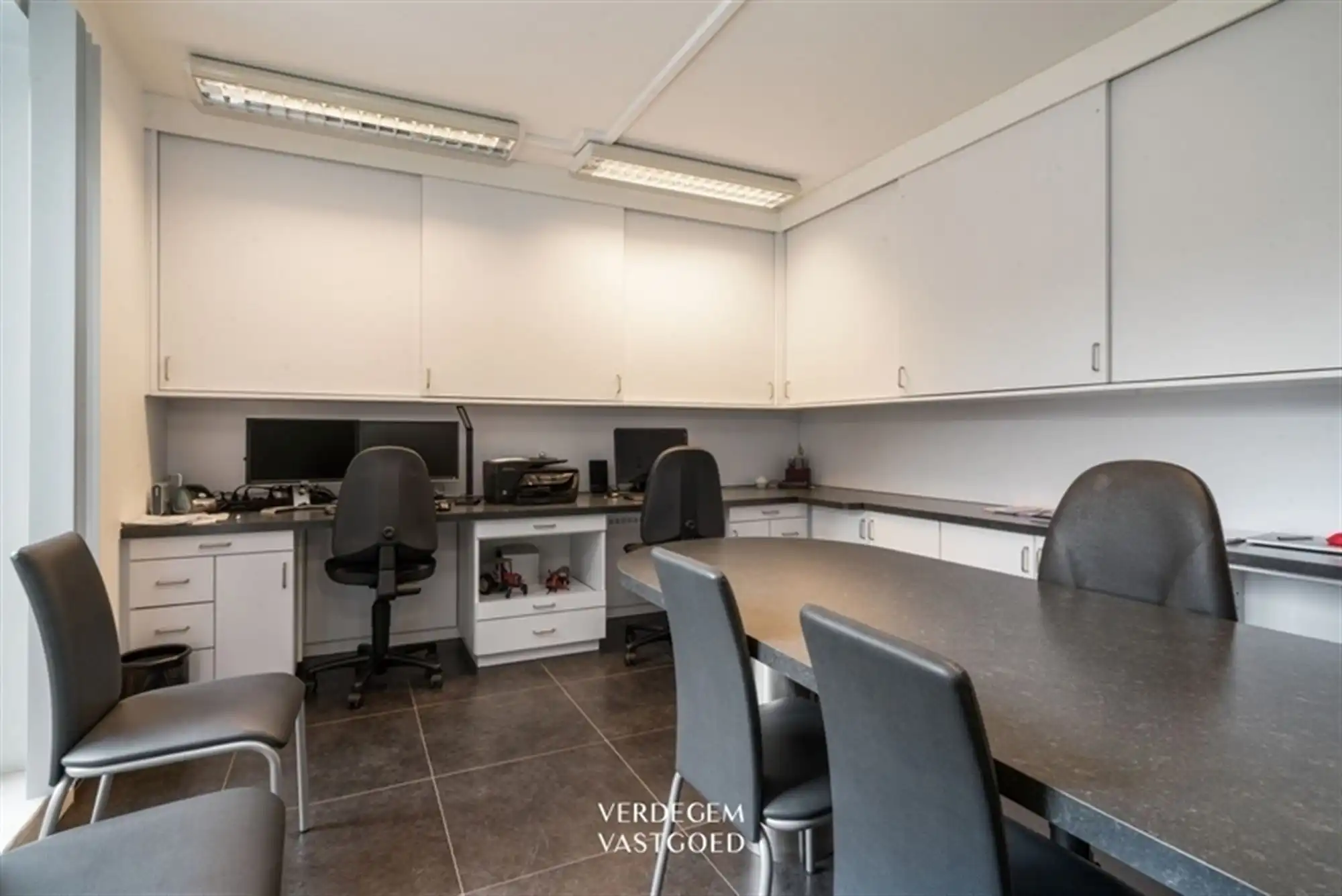 Luxueus en ruim wonen met aanlegsteiger aan de Moervaart foto 12