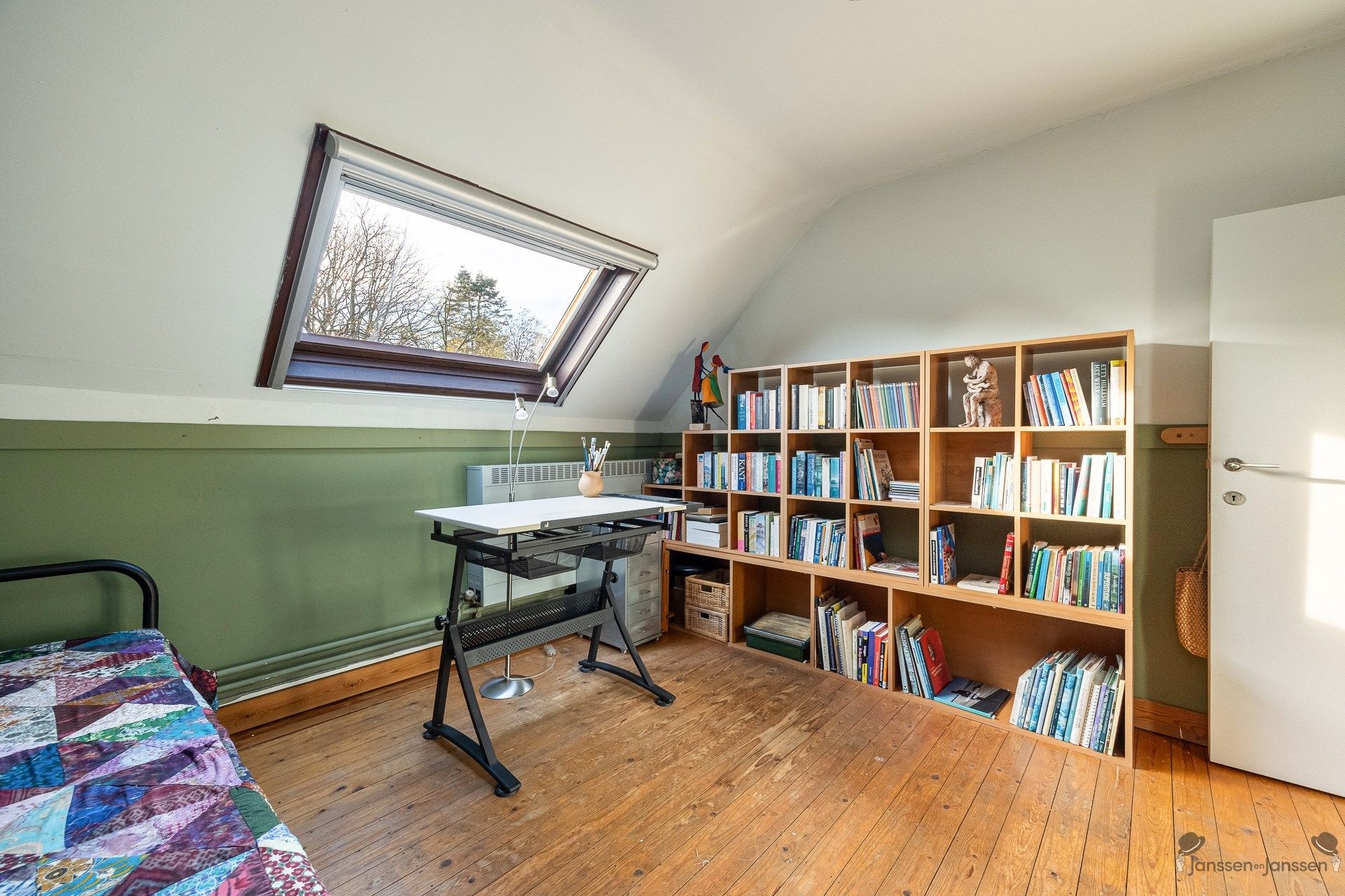 Charmante halfopen woning met 3 slaapkamers foto 18