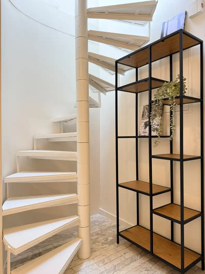 Interessante investeringsopportuniteit ( ook om zelf te bewonen )  in hartje Hasselt –  100 % vernieuwde duplex foto 2