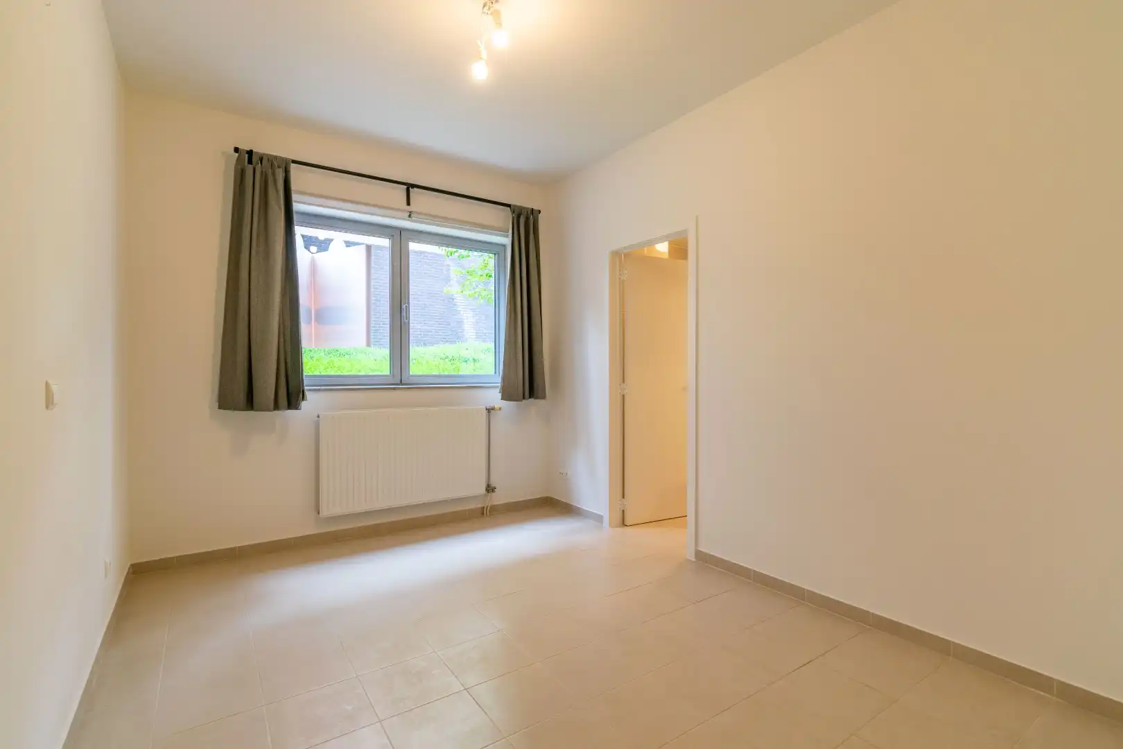 Een recent, instapklaar appartement te Halle! foto 16