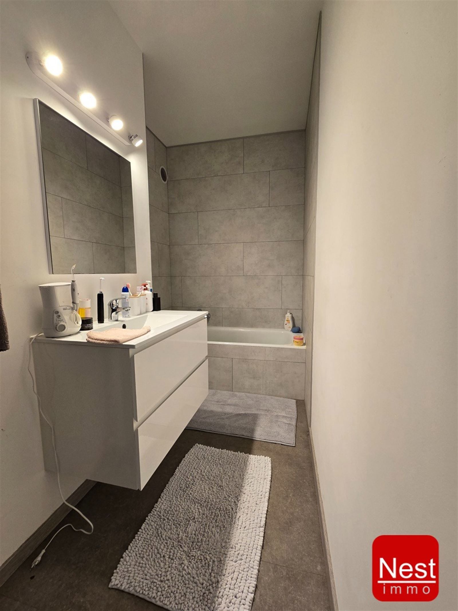 Drie opbrensgtgebouwen foto 22