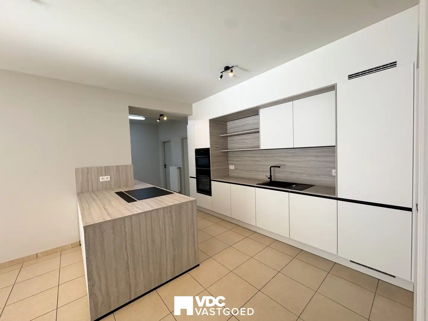 Prachtig gelijkvloers appartement in het centrum van Tongeren foto 7