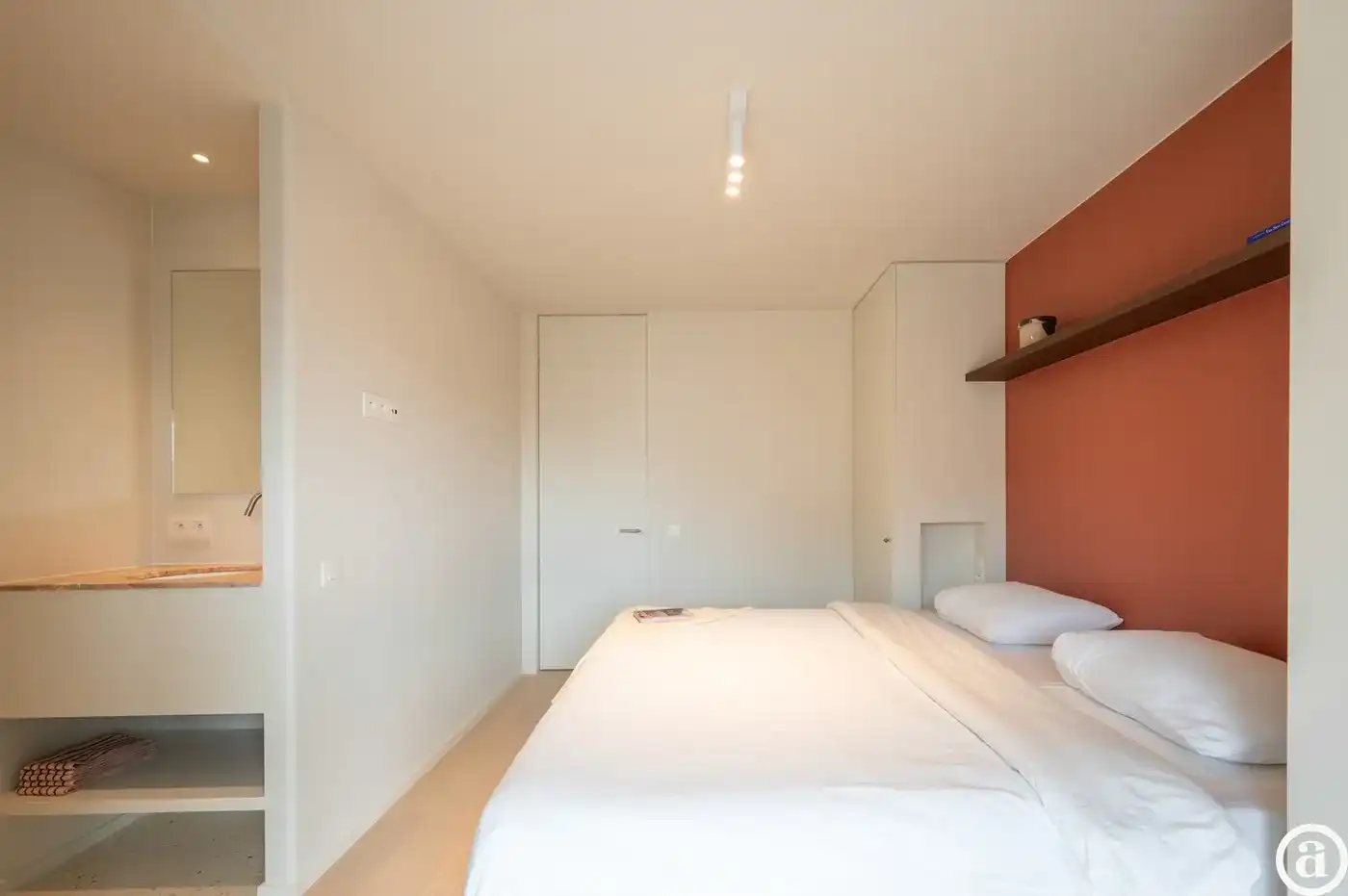 Stijlvol gerenoveerd 3-slaapkamerappartement op topligging in hartje Knokke. foto 10