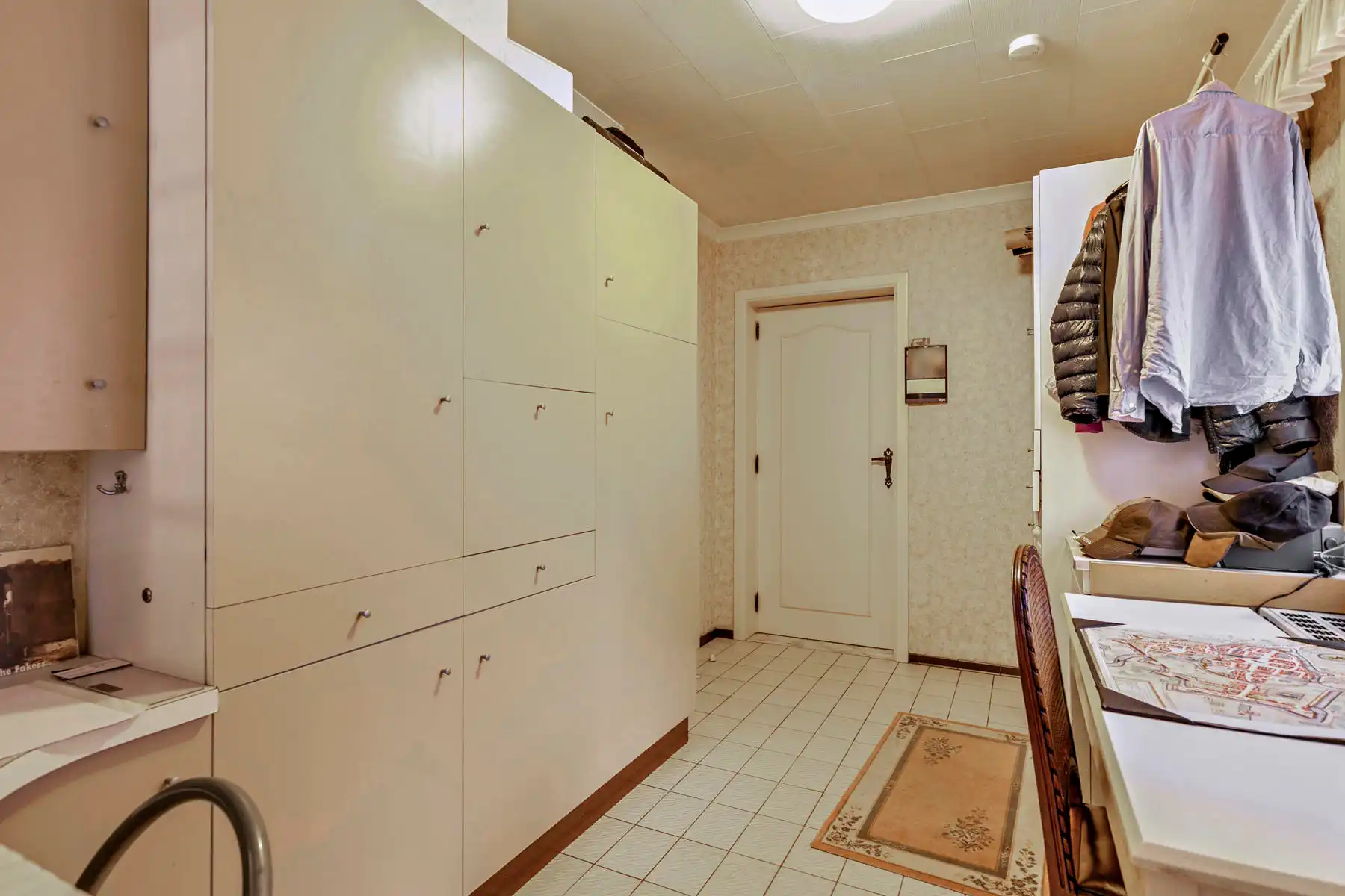 In de dorpskern van Neeroeteren gelegen halfvrijstaande woning met 2 slaapkamers. foto 11