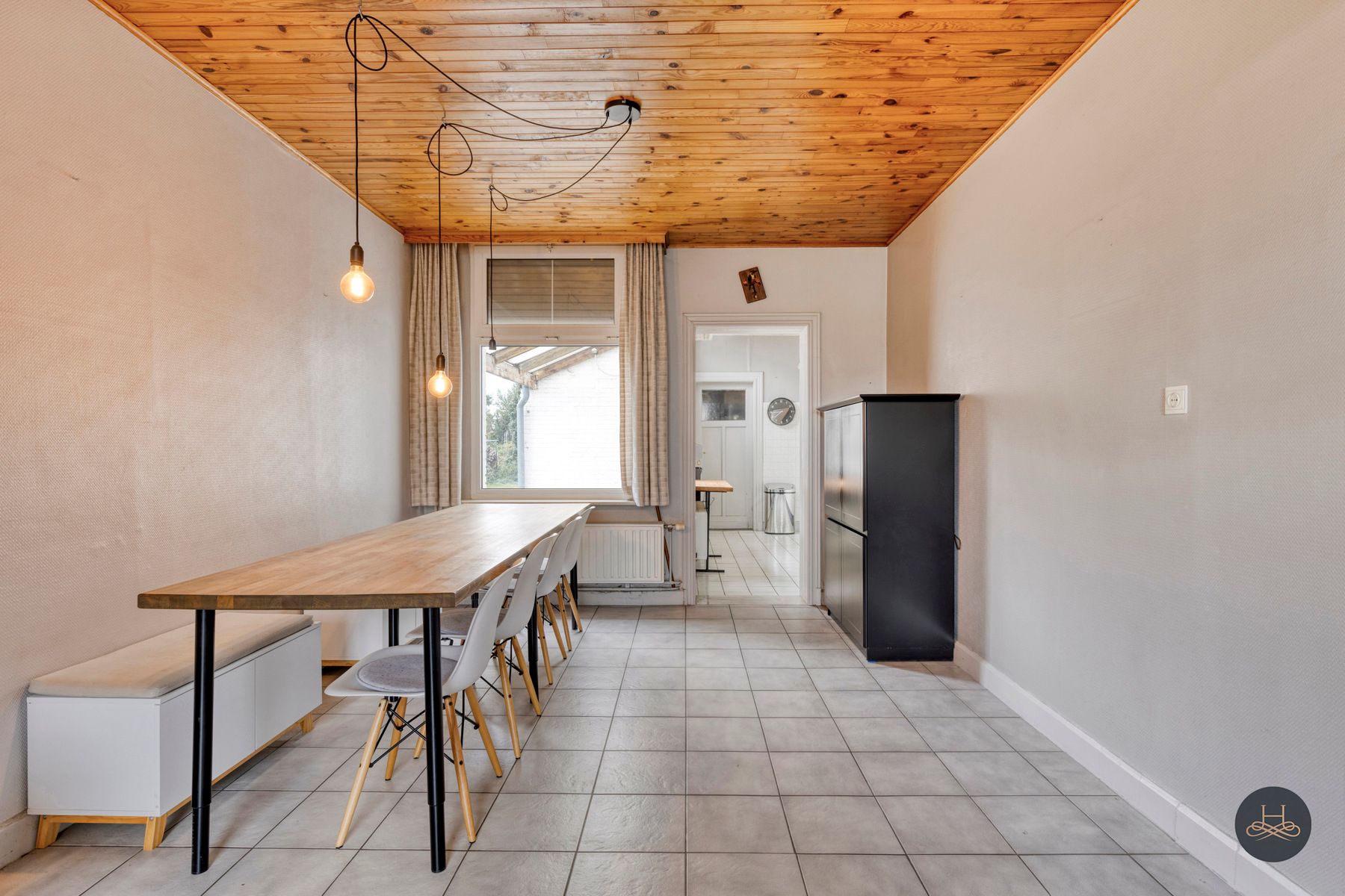 Vrijstaande woning met enorm potentieel foto 5