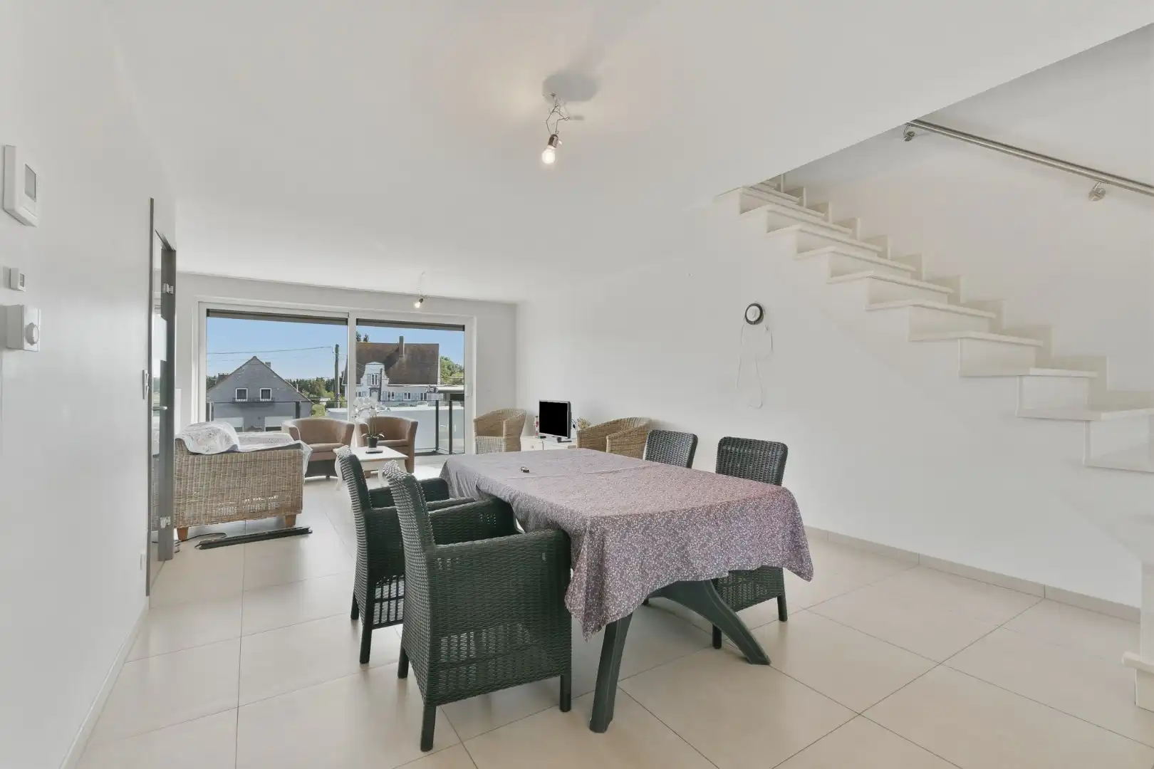 Duplexappartement met 3 slaapkamers te huur in Eernegem!  foto 3