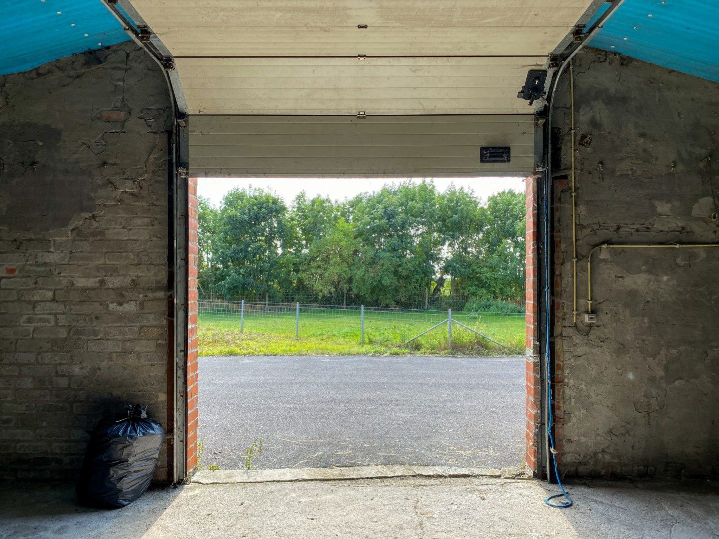 Diverse opslagplaatsen (boxen van 25m2) nabij het centrum van Diksmuide foto 14