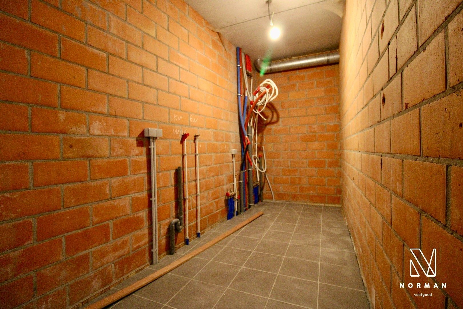 Nieuwbouwwoning met 5 kamers, inpandige garage en prachtig uitzicht foto 17