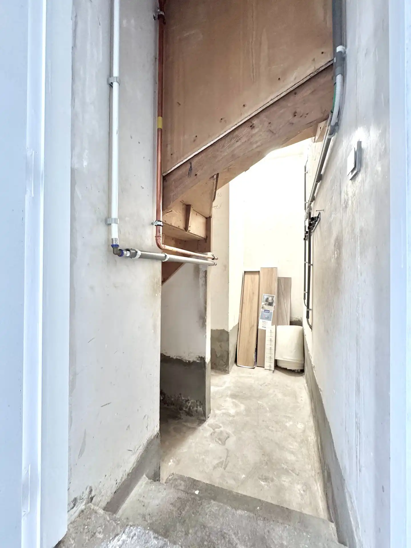 GERENOVEERDE WONING | 2 KAMERS | DRESSING |TUIN |GARAGE foto 26